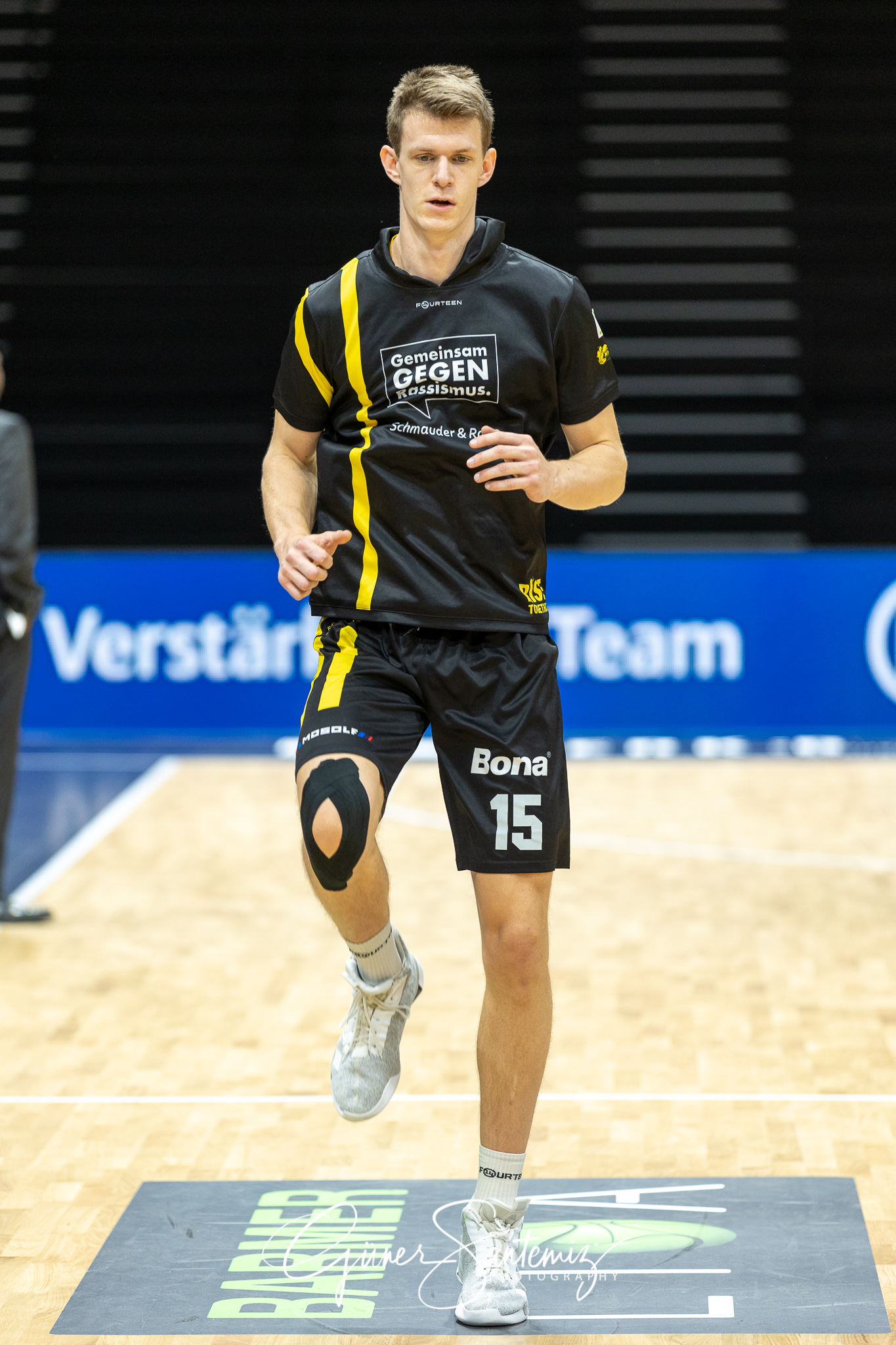 Nuernberg Falcons BC vs. VfL Kirchheim Knights - Basketball - 2.