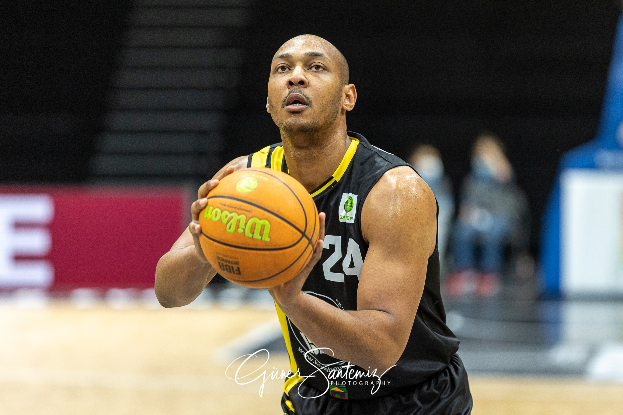 Nuernberg Falcons BC vs. VfL Kirchheim Knights - Basketball - 2.