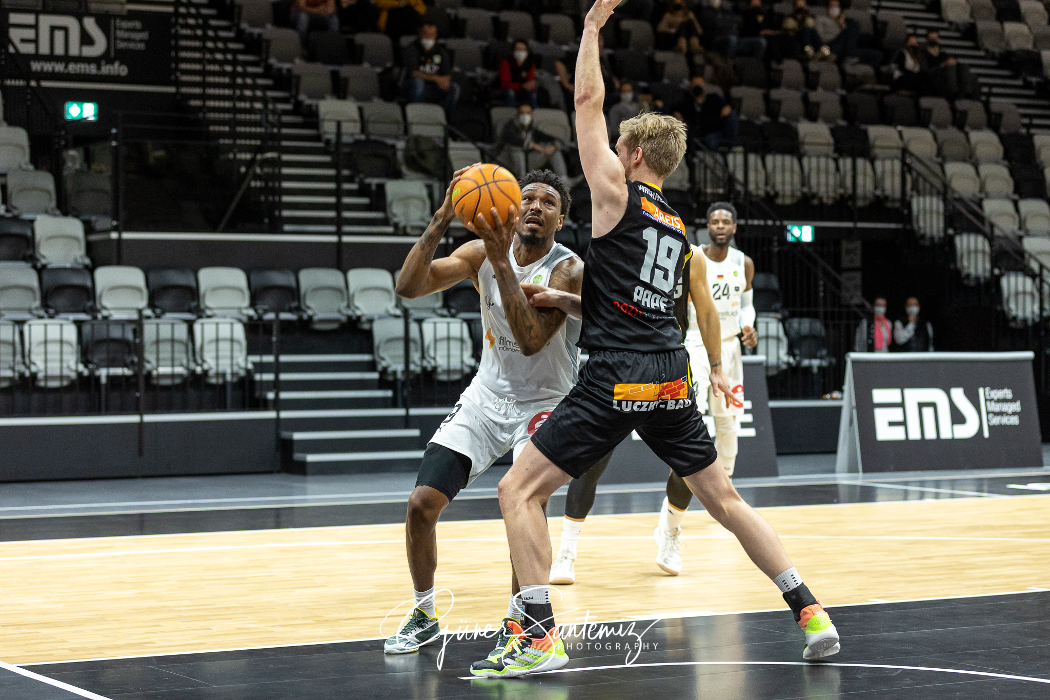 Nuernberg Falcons BC vs. VfL Kirchheim Knights - Basketball - 2.