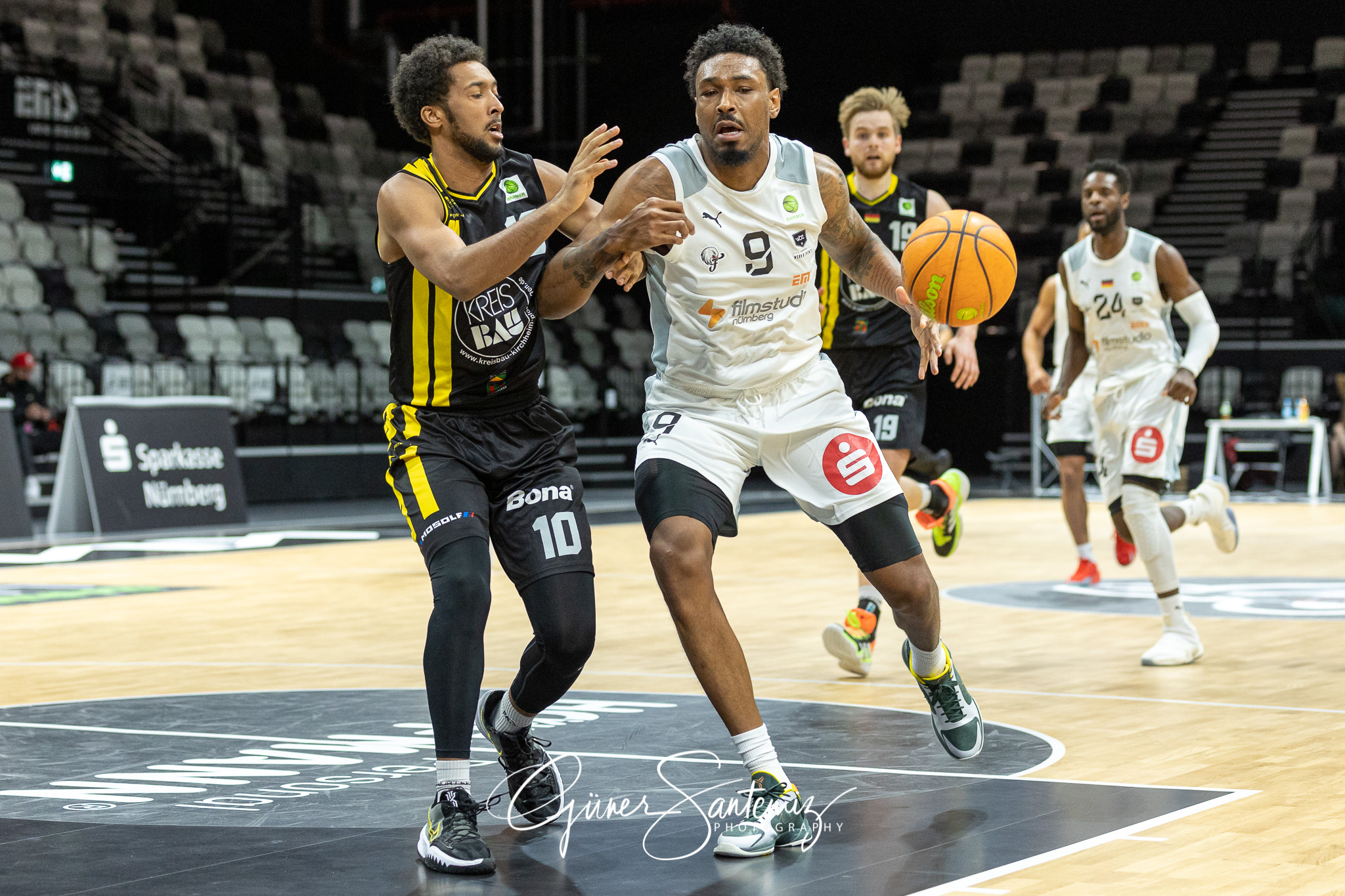 Nuernberg Falcons BC vs. VfL Kirchheim Knights - Basketball - 2.