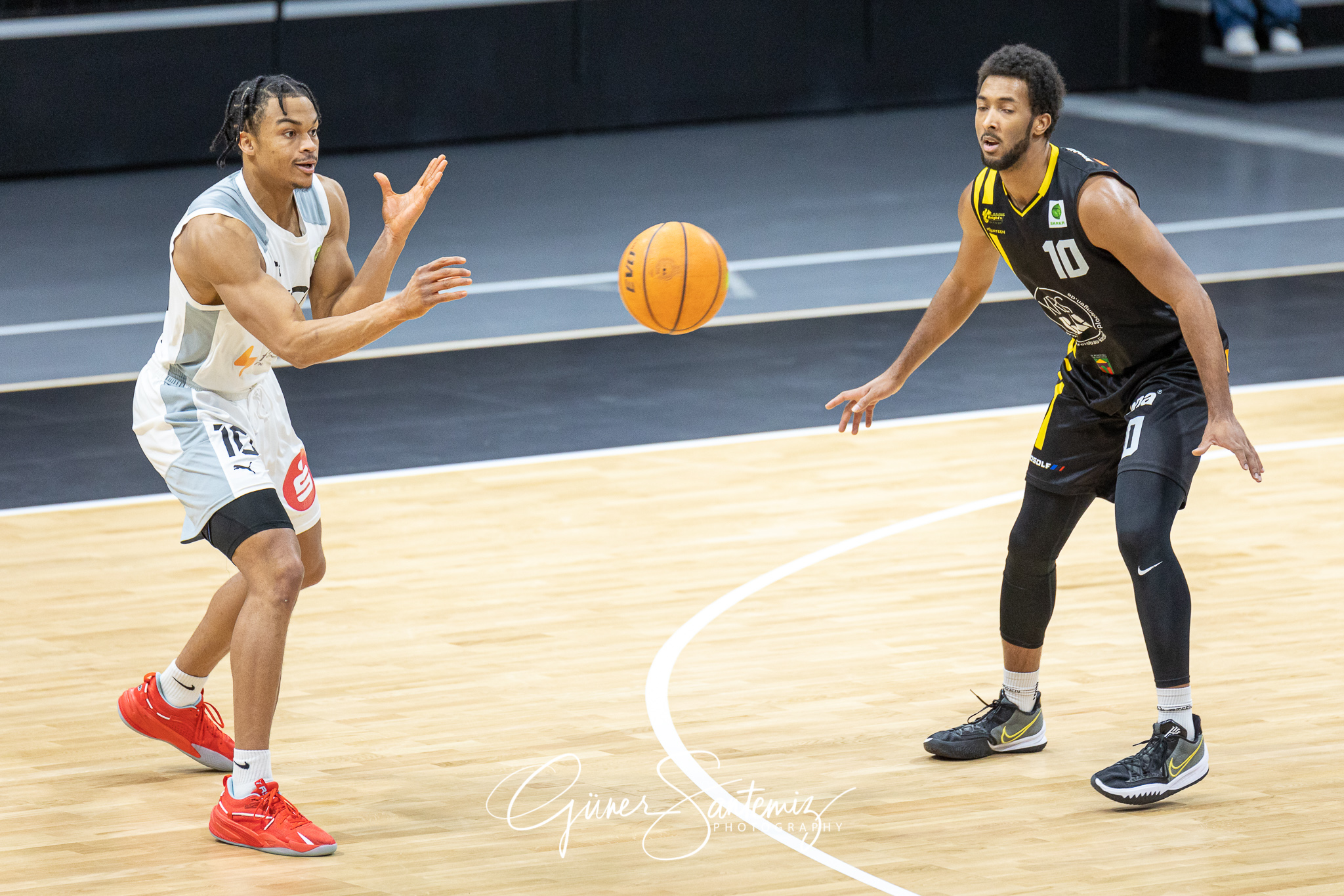 Nuernberg Falcons BC vs. VfL Kirchheim Knights - Basketball - 2.