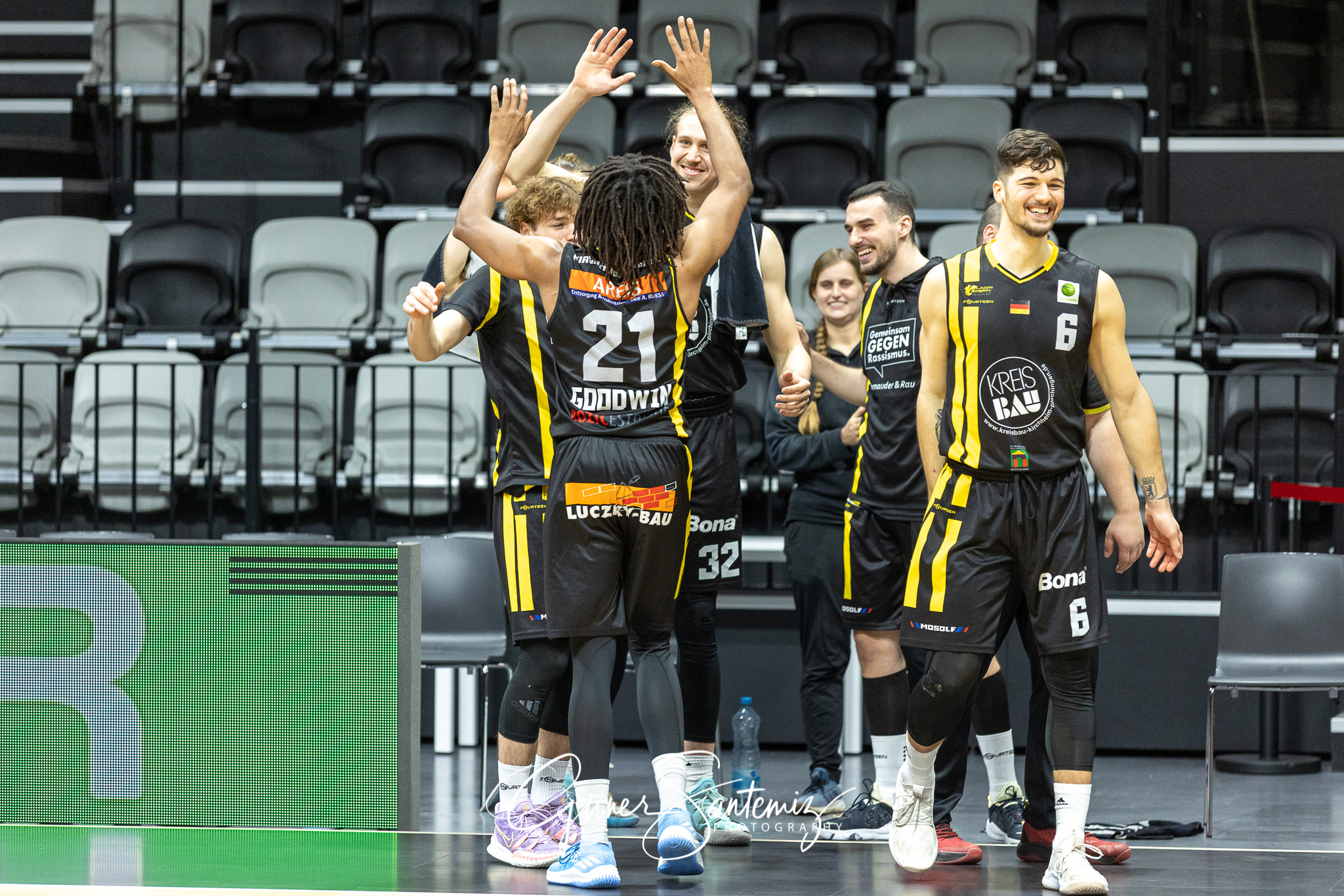 Nuernberg Falcons BC vs. VfL Kirchheim Knights - Basketball - 2.