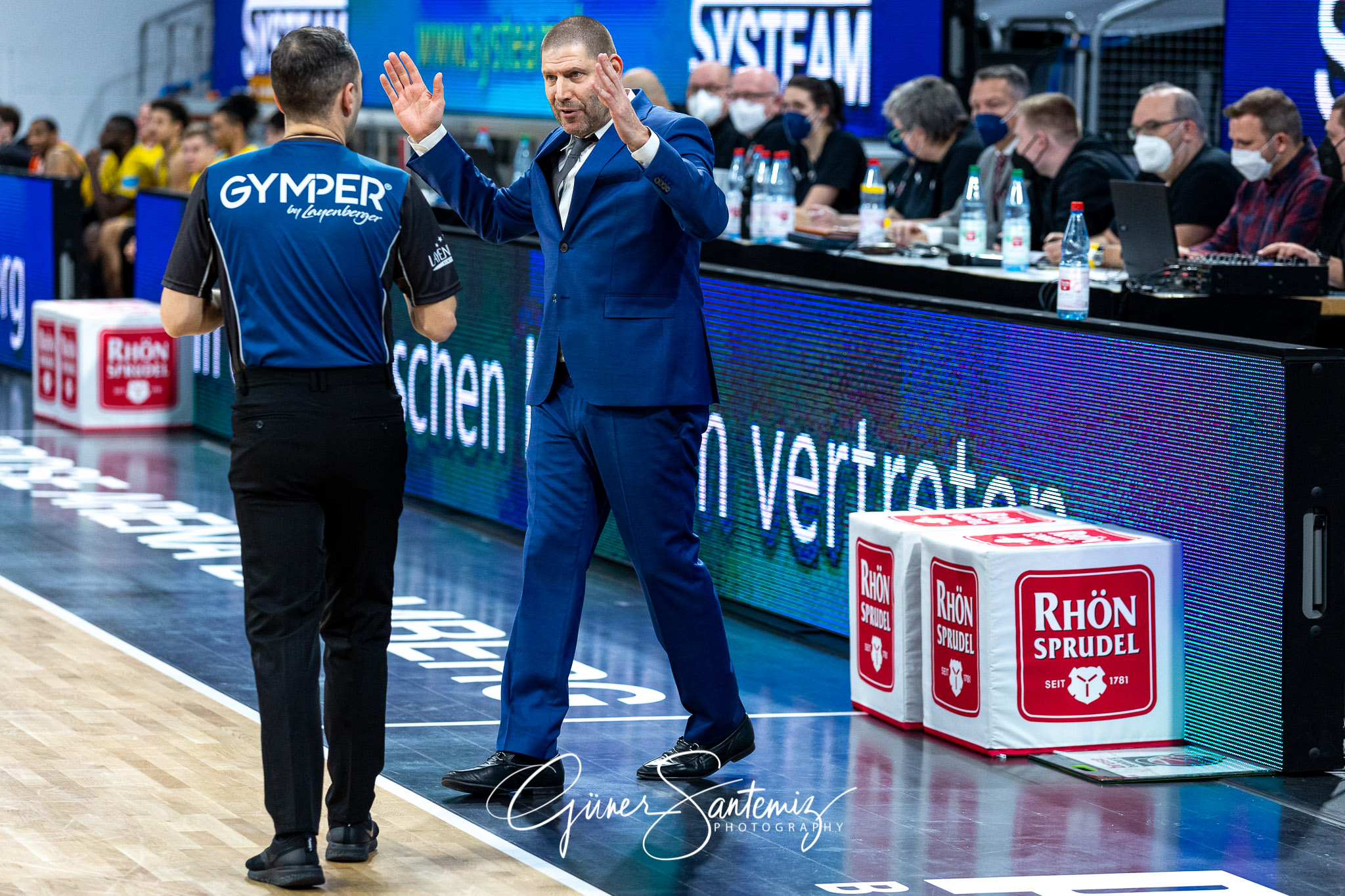 Brose Bamberg vs. MHP Riesen Ludwigsburg - Basketball - easyCred