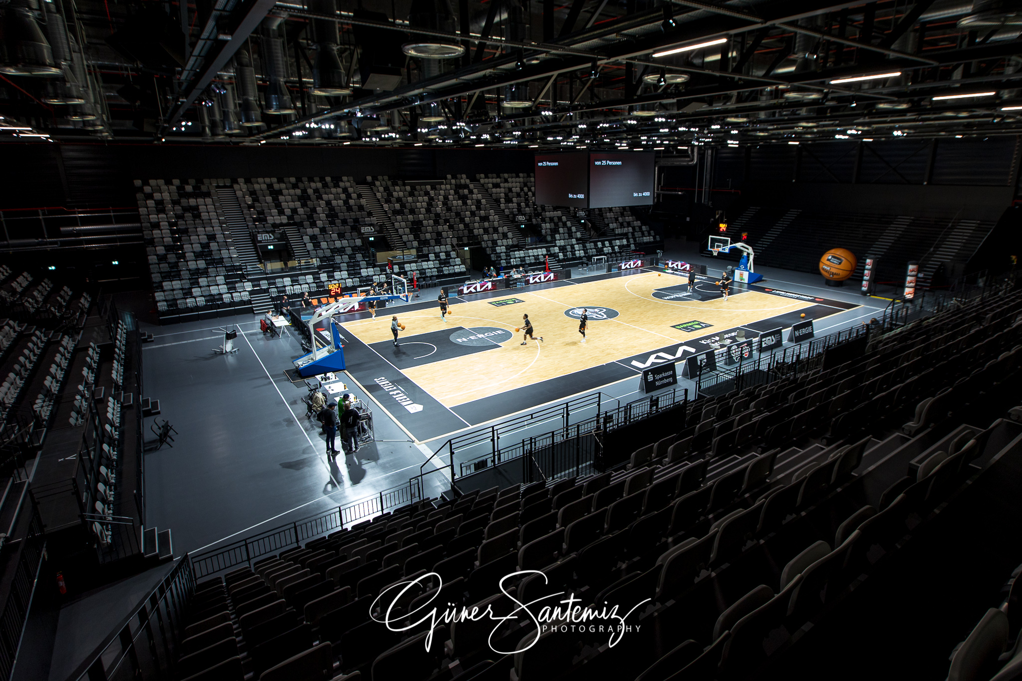 Nuernberg Falcons BC vs. wiha Panthers Schwenningen - Basketball
