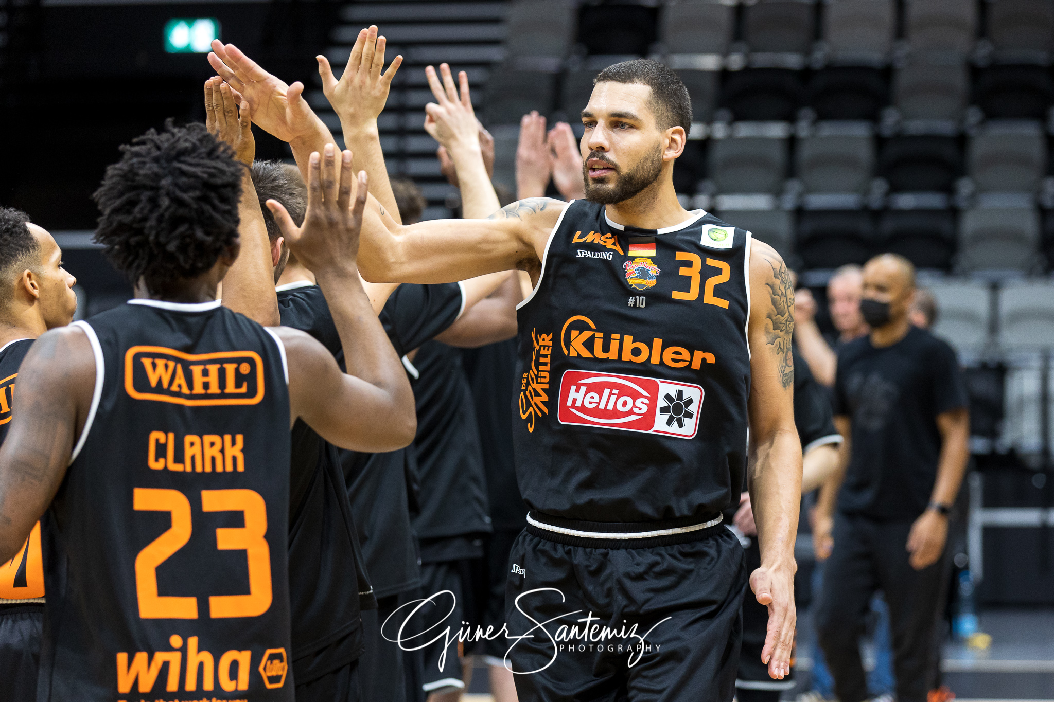 Nuernberg Falcons BC vs. wiha Panthers Schwenningen - Basketball