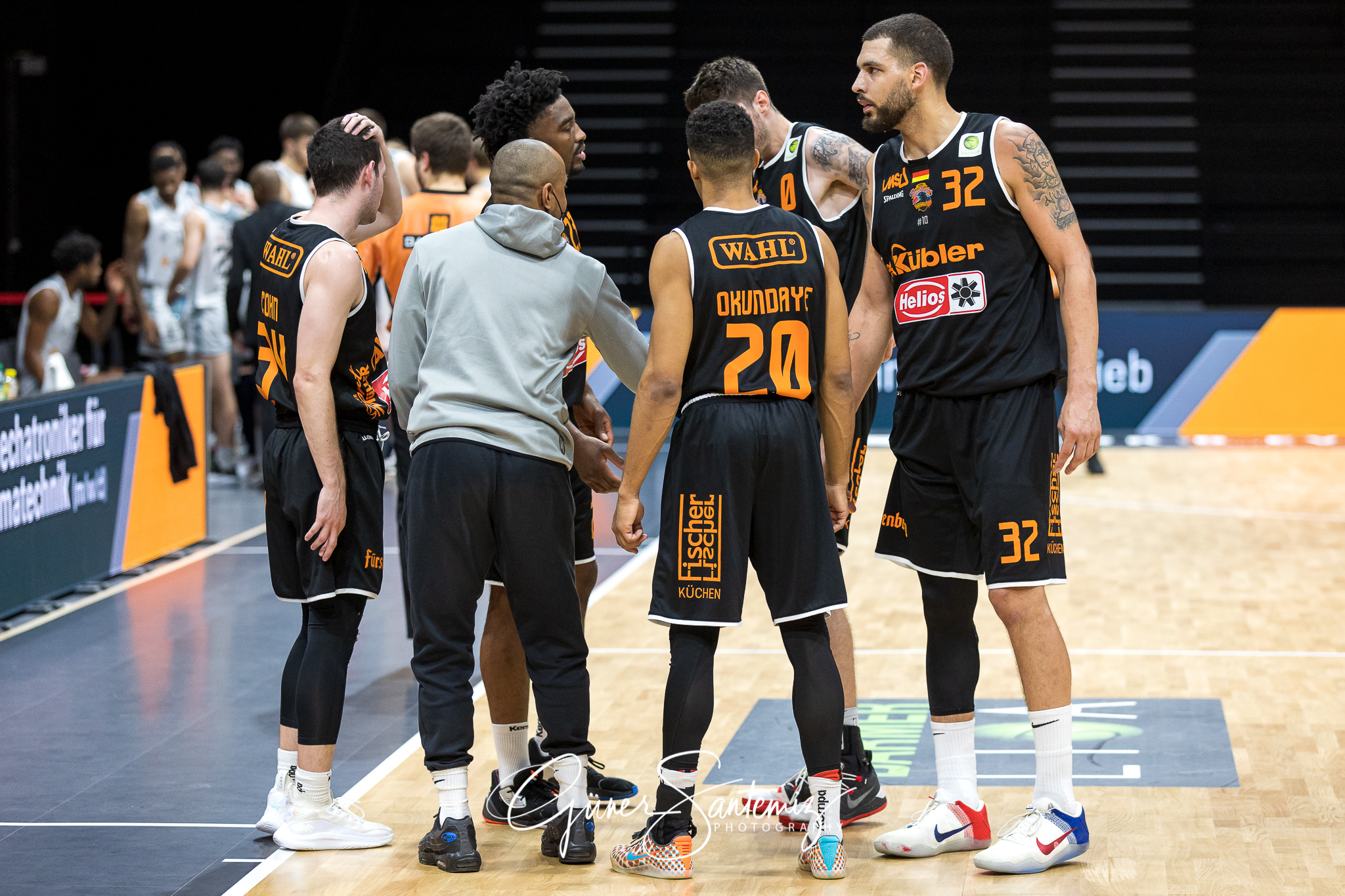 Nuernberg Falcons BC vs. wiha Panthers Schwenningen - Basketball