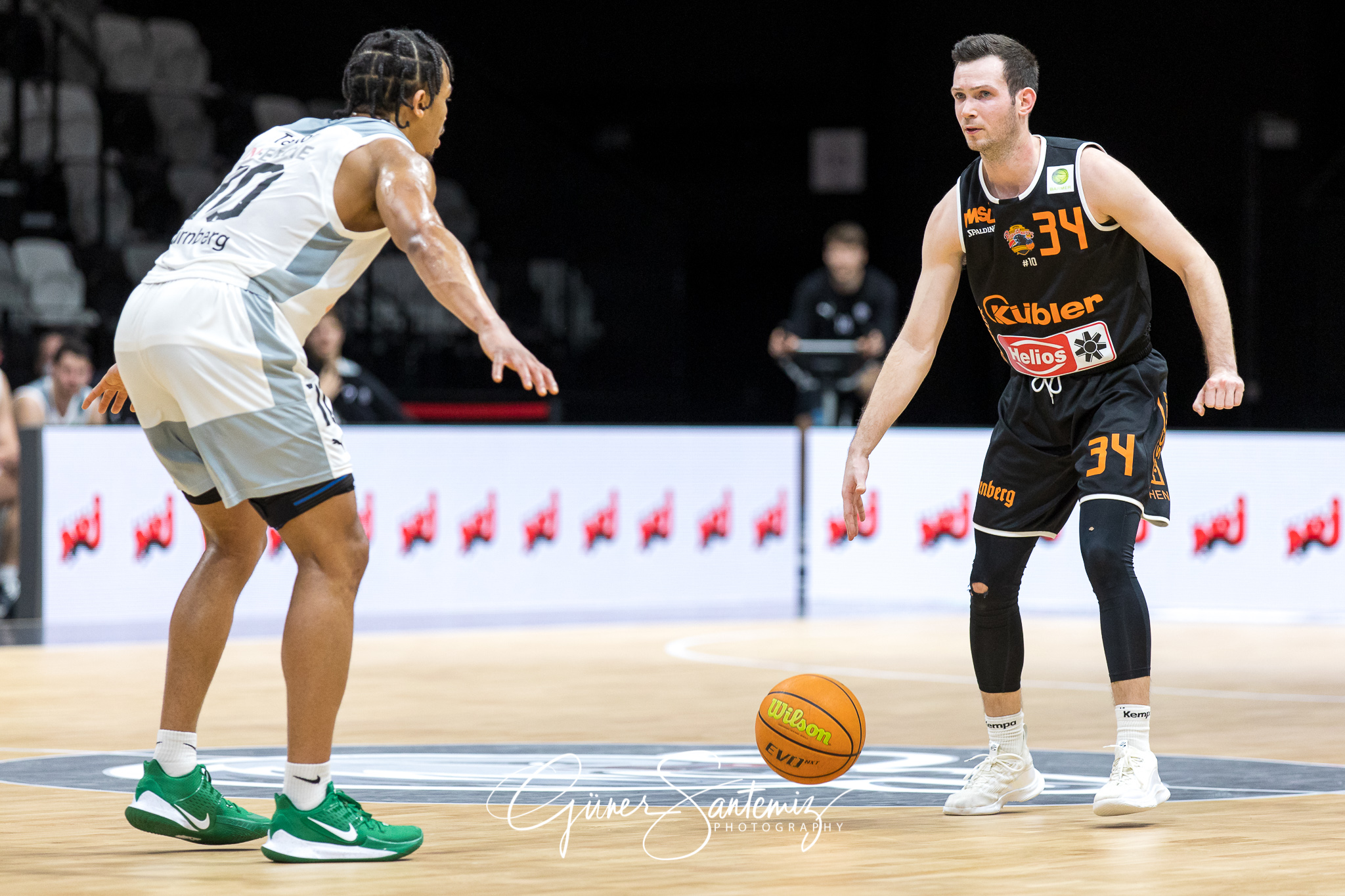 Nuernberg Falcons BC vs. wiha Panthers Schwenningen - Basketball