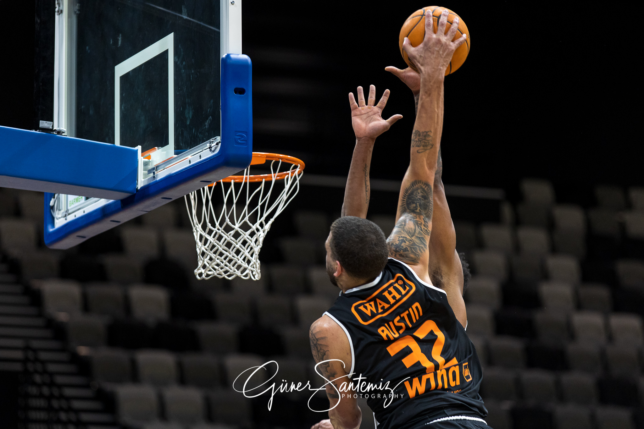 Nuernberg Falcons BC vs. wiha Panthers Schwenningen - Basketball