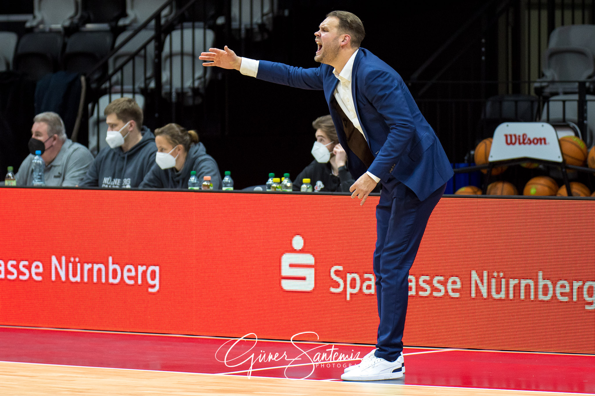 Nuernberg Falcons BC vs. wiha Panthers Schwenningen - Basketball