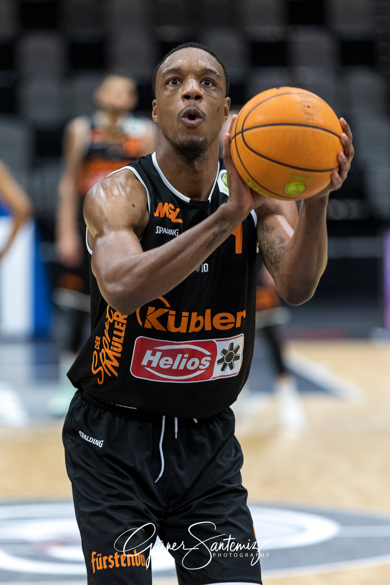 Nuernberg Falcons BC vs. wiha Panthers Schwenningen - Basketball