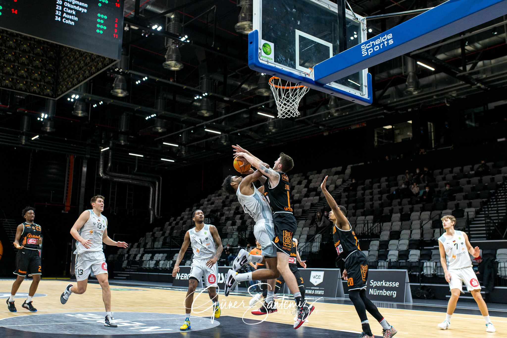 Nuernberg Falcons BC vs. wiha Panthers Schwenningen - Basketball