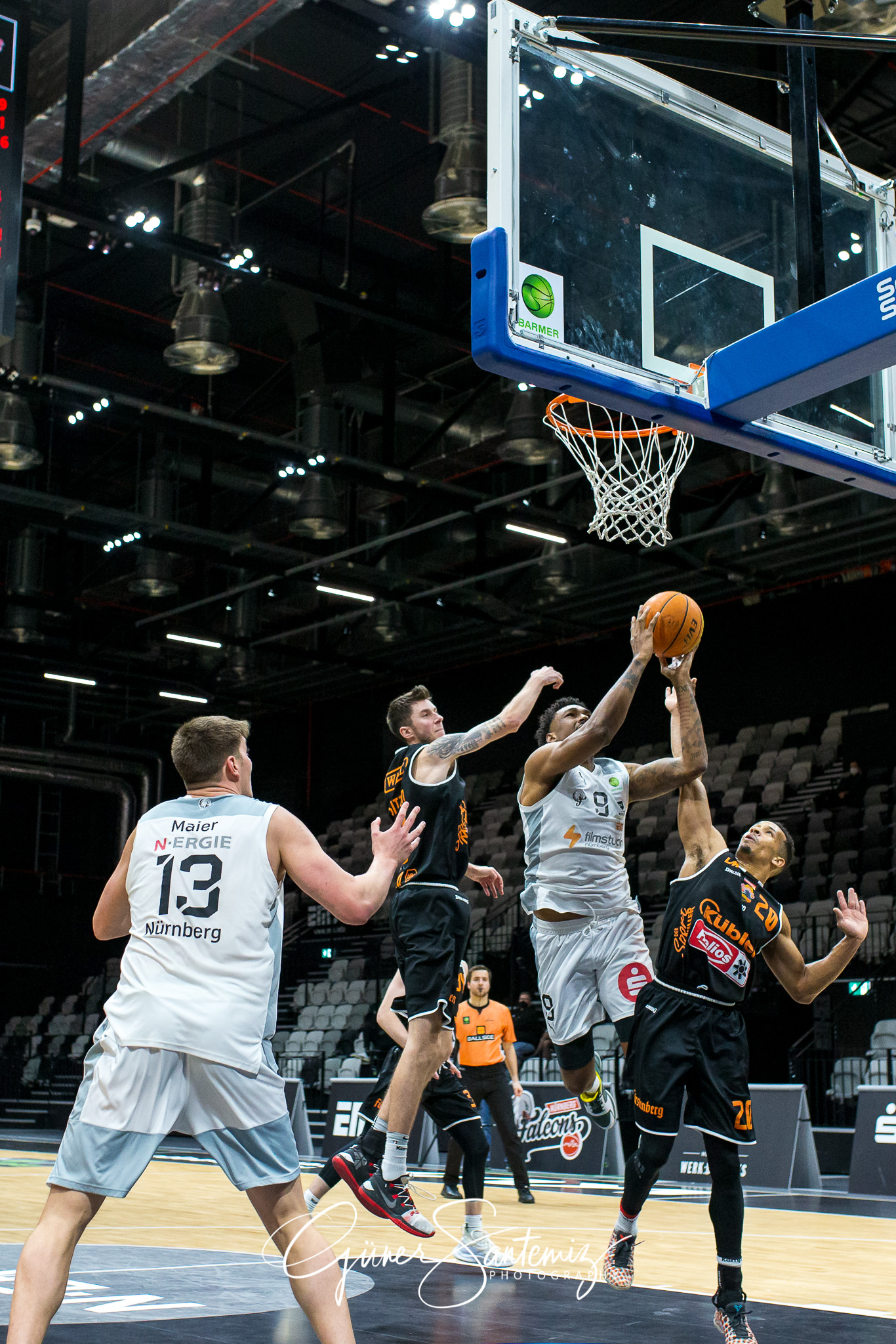 Nuernberg Falcons BC vs. wiha Panthers Schwenningen - Basketball
