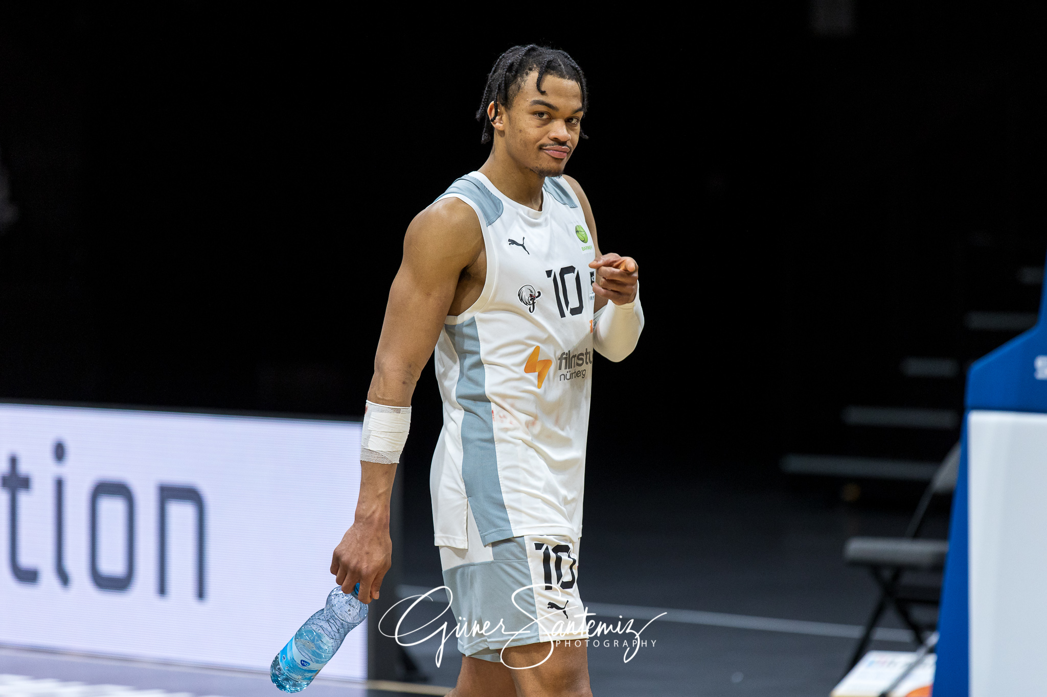 Nuernberg Falcons BC vs. wiha Panthers Schwenningen - Basketball