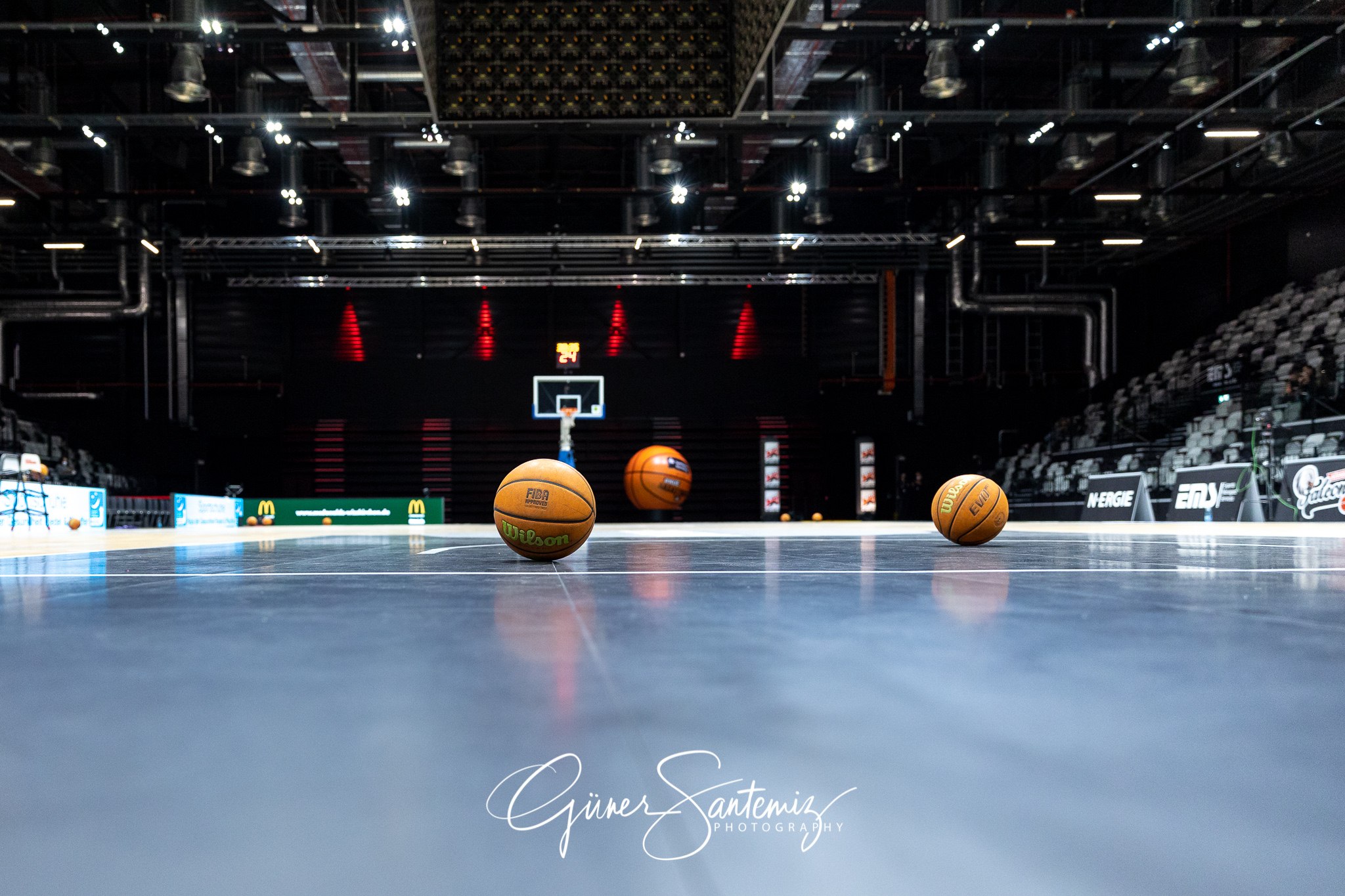 Nuernberg Falcons BC vs. Itzehoe Eagles - Basketball - 2. Bundes