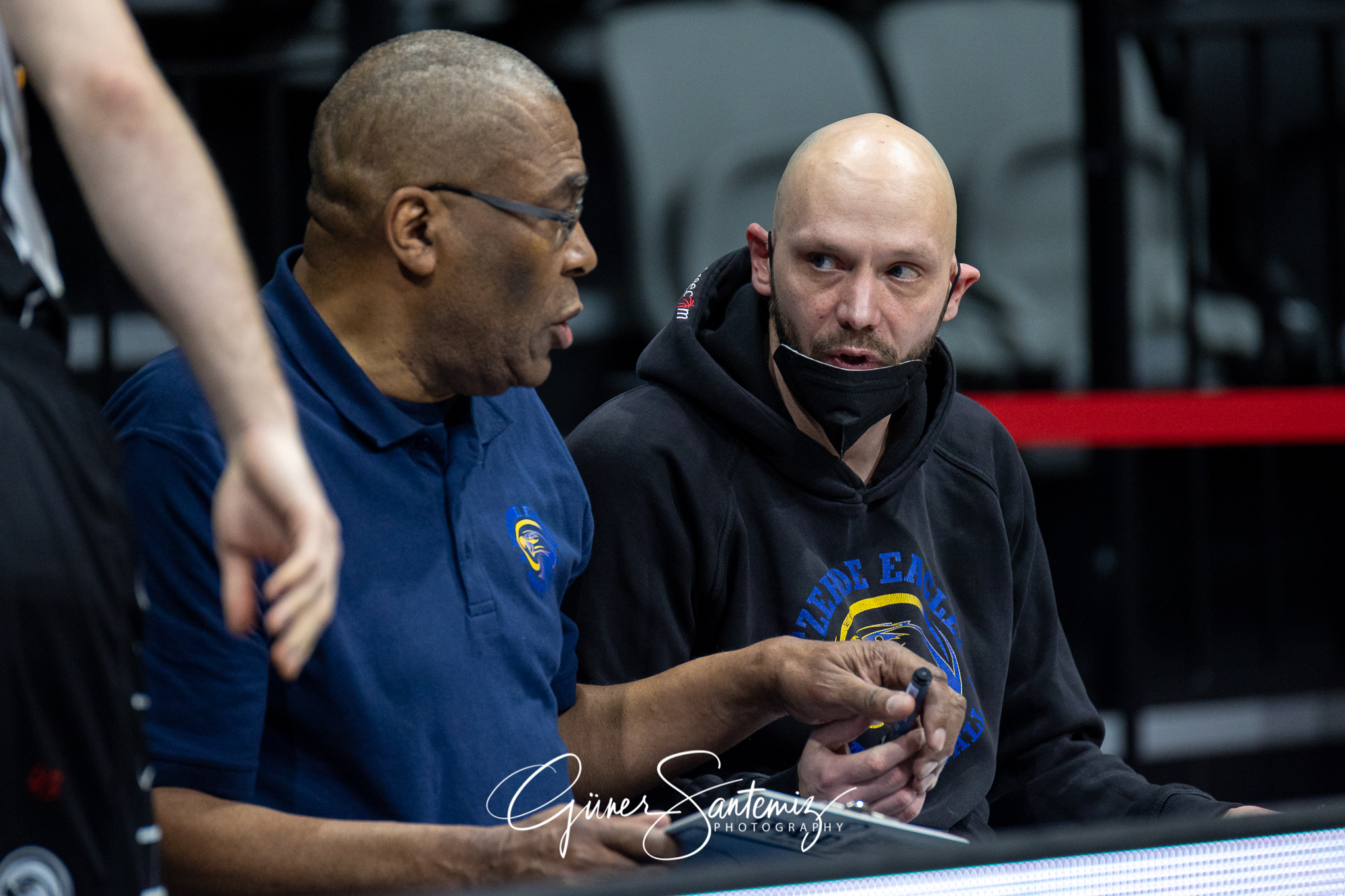 Nuernberg Falcons BC vs. Itzehoe Eagles - Basketball - 2. Bundes