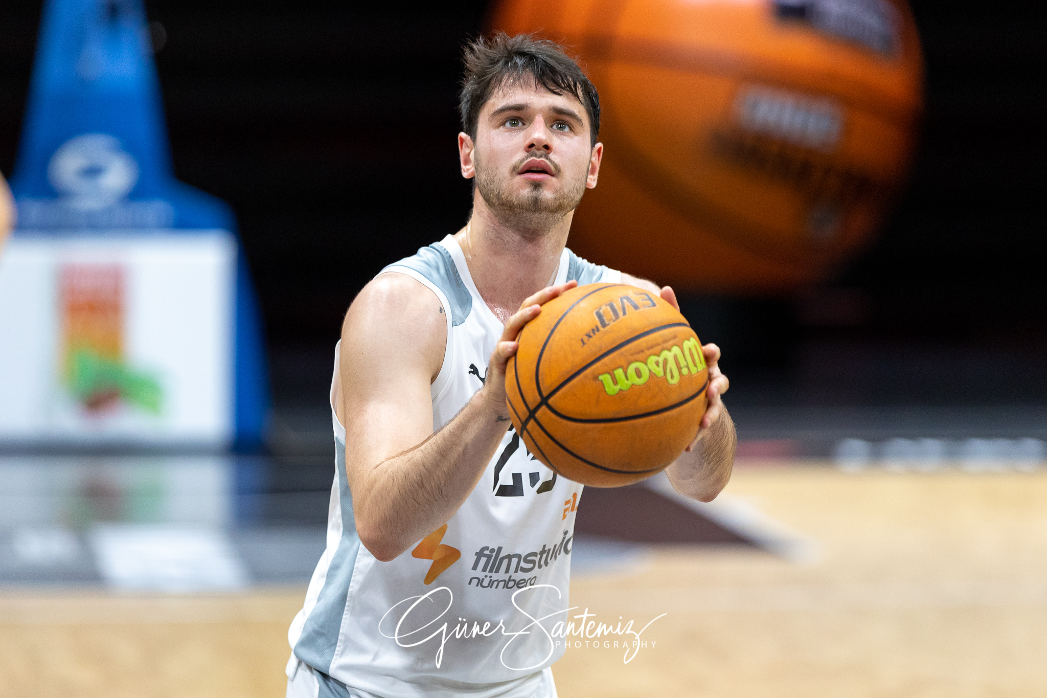 Nuernberg Falcons BC vs. Itzehoe Eagles - Basketball - 2. Bundes