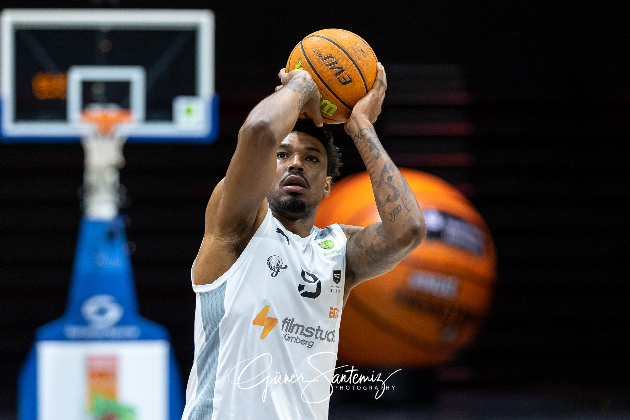 Nuernberg Falcons BC vs. Itzehoe Eagles - Basketball - 2. Bundes