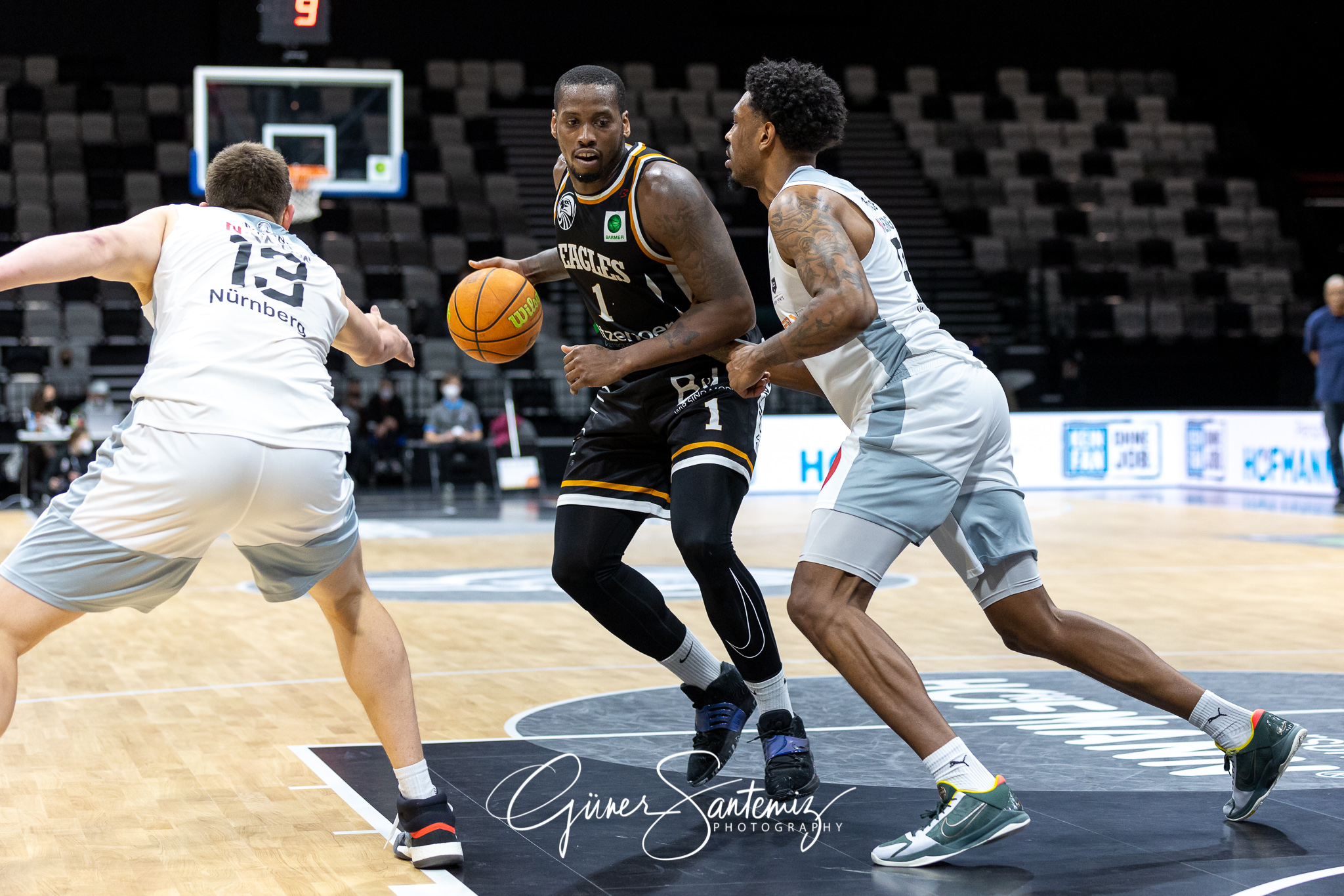 Nuernberg Falcons BC vs. Itzehoe Eagles - Basketball - 2. Bundes