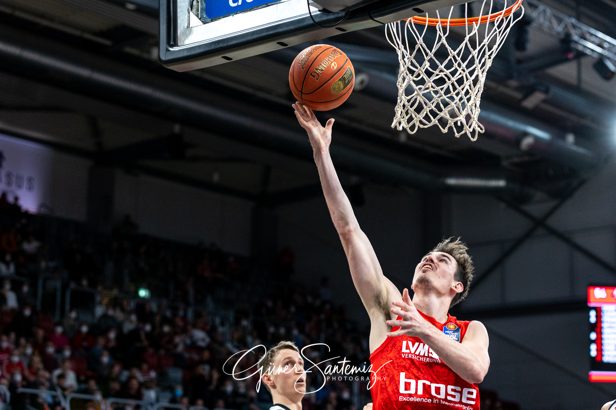 Brose Bamberg vs. Niners Chemnitz - Basketball - easyCredit BBL