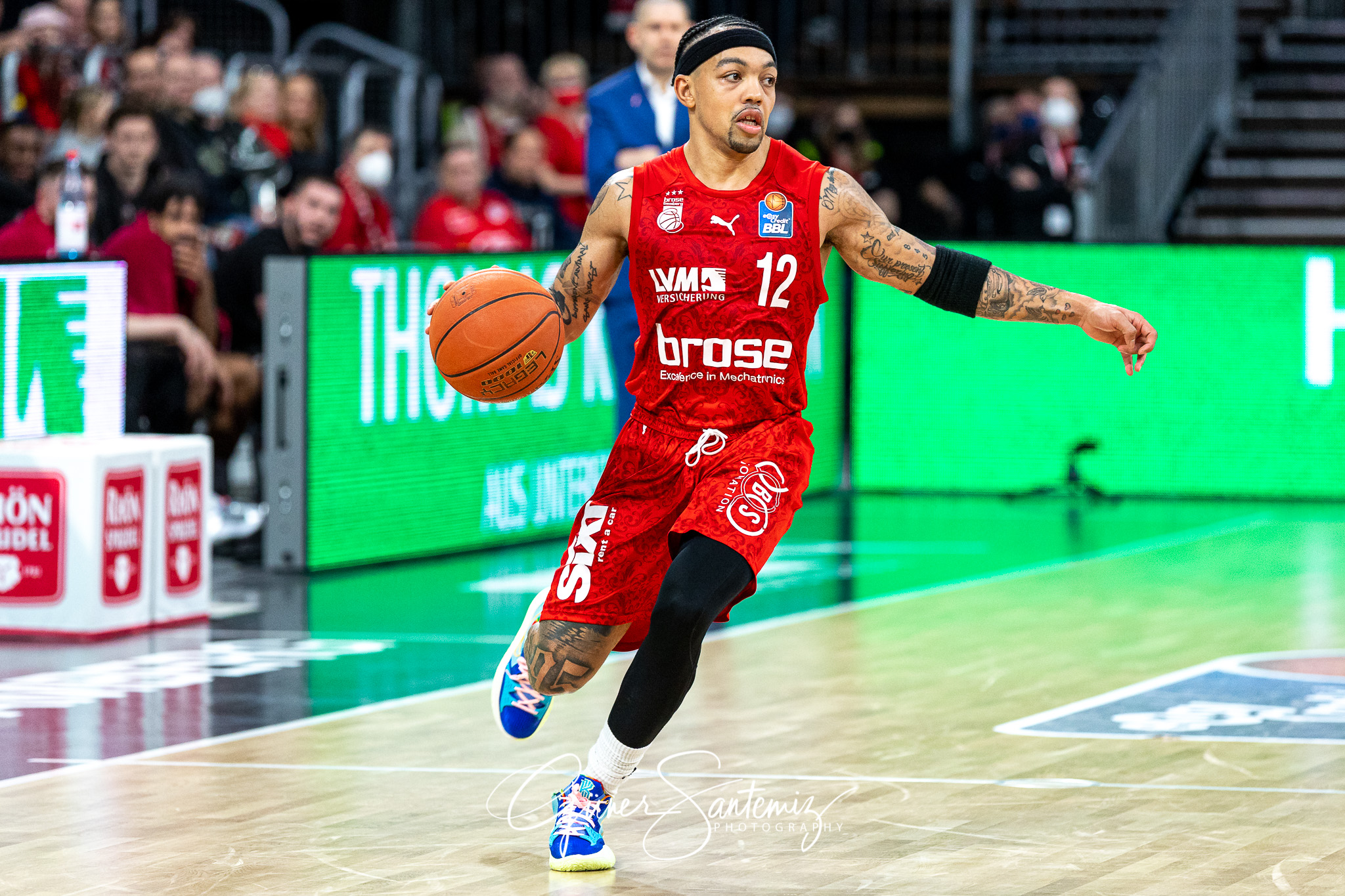 Brose Bamberg vs. Niners Chemnitz - Basketball - easyCredit BBL