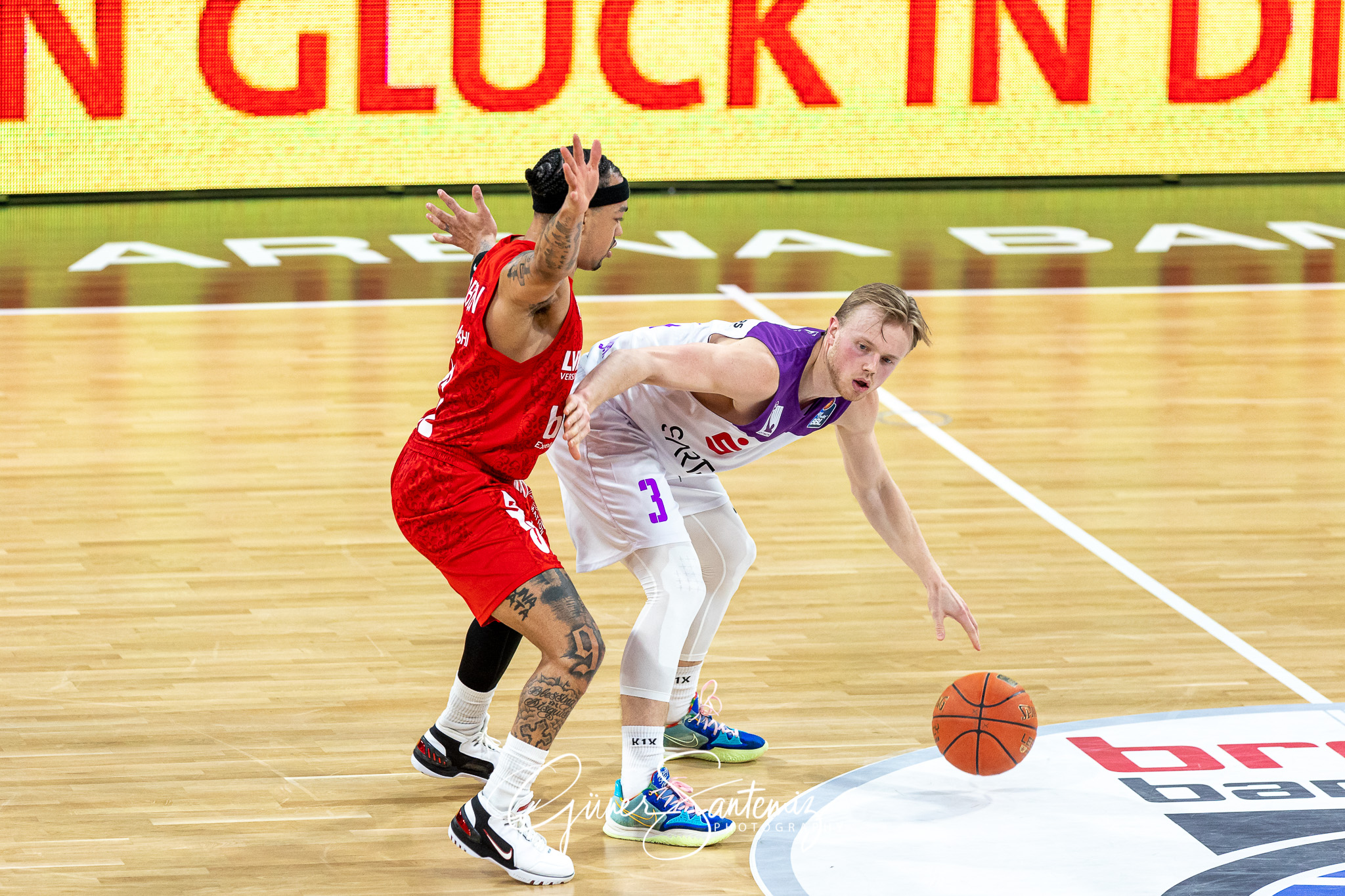 Brose Bamberg vs. BG Goettingen - Basketball - easyCredit BBL -