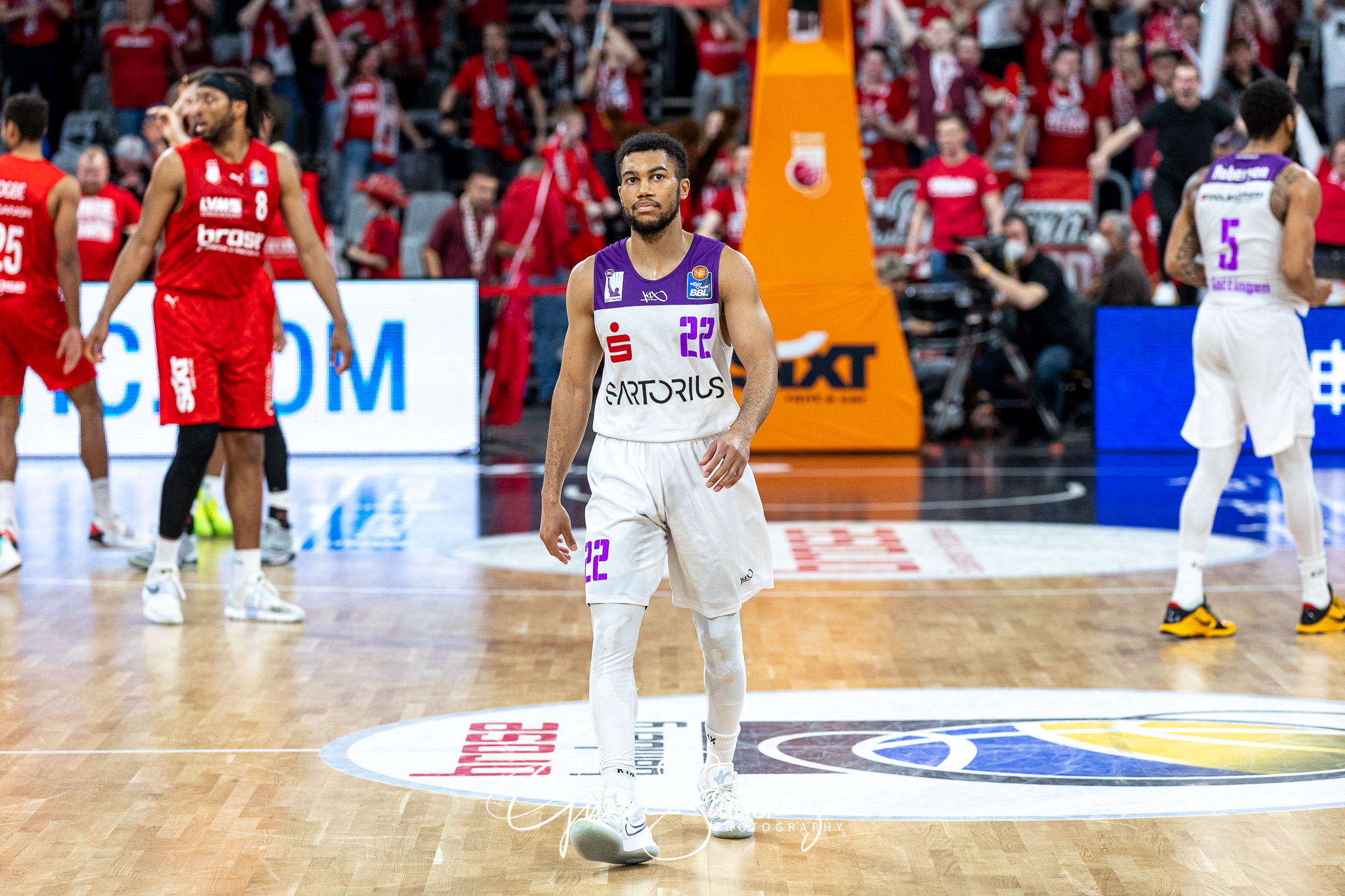 Brose Bamberg vs. BG Goettingen - Basketball - easyCredit BBL -