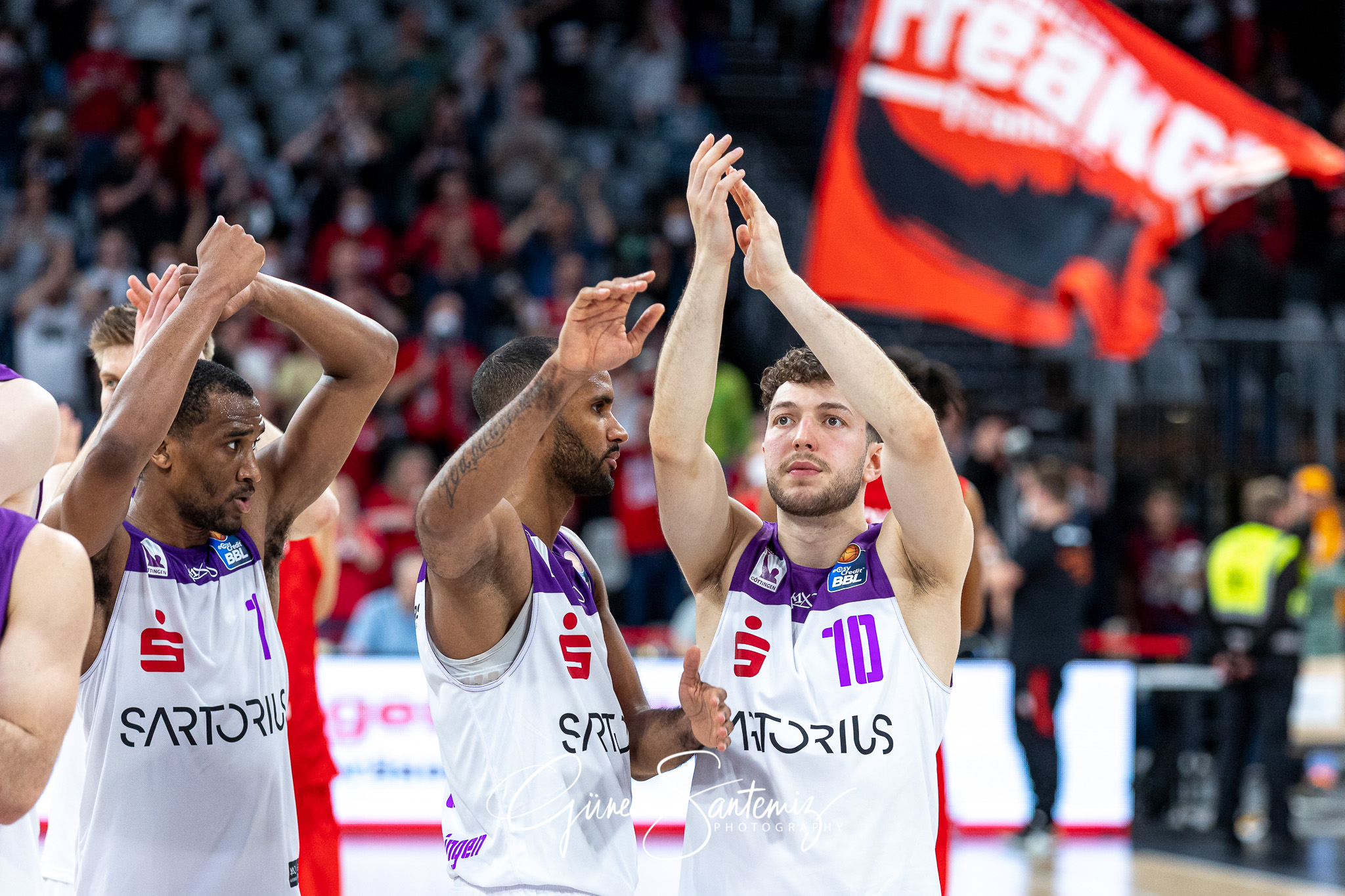 Brose Bamberg vs. BG Goettingen - Basketball - easyCredit BBL -