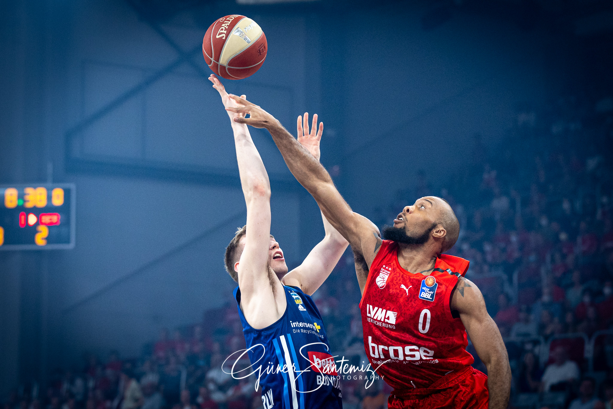 Brose Bamberg vs. Alba Berlin - Basketball - easyCredit BBL - Pl