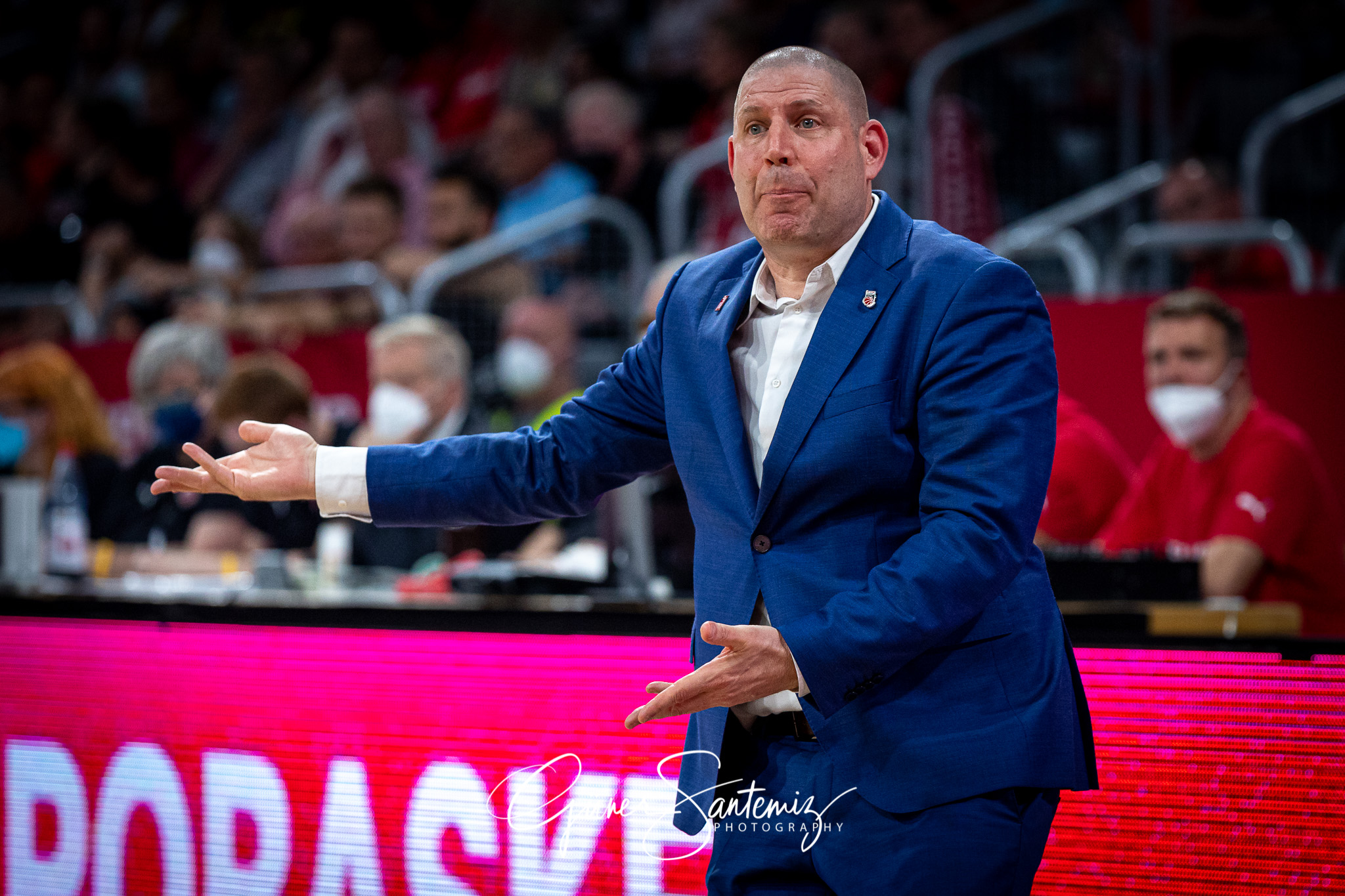 Brose Bamberg vs. Alba Berlin - Basketball - easyCredit BBL - Pl