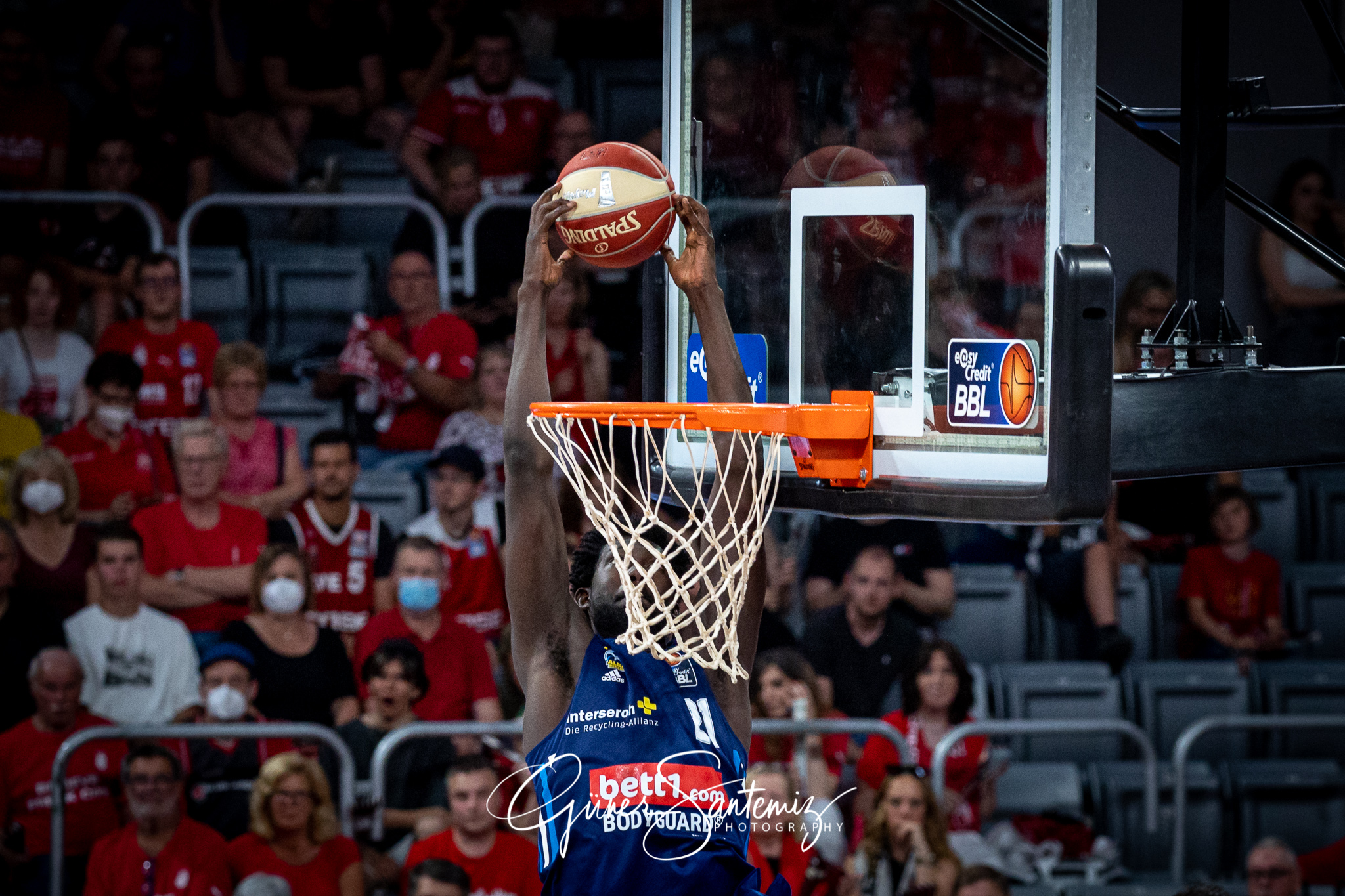 Brose Bamberg vs. Alba Berlin - Basketball - easyCredit BBL - Pl