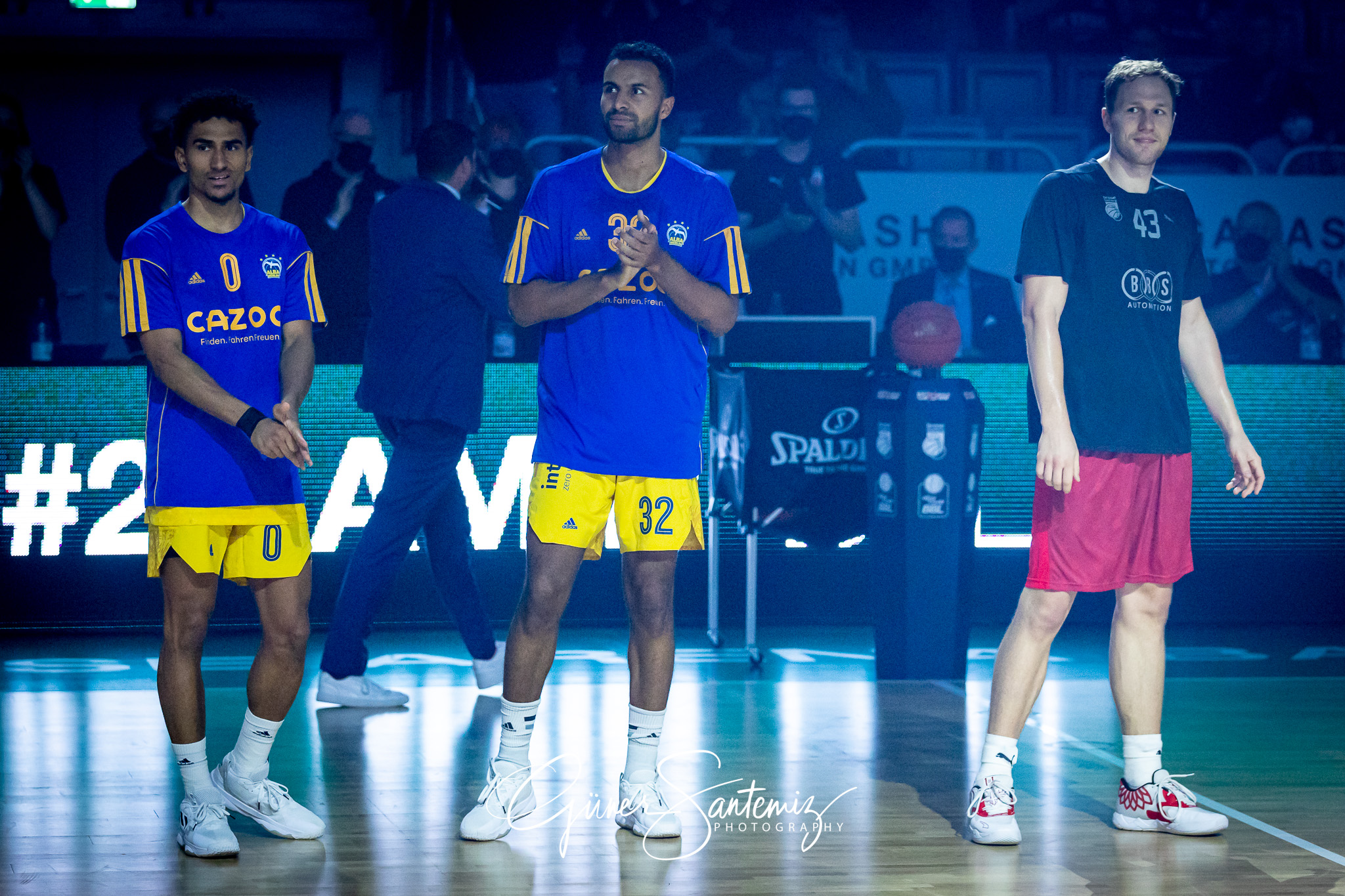 Brose Bamberg vs. Alba Berlin - Basketball - easyCredit BBL - 1.