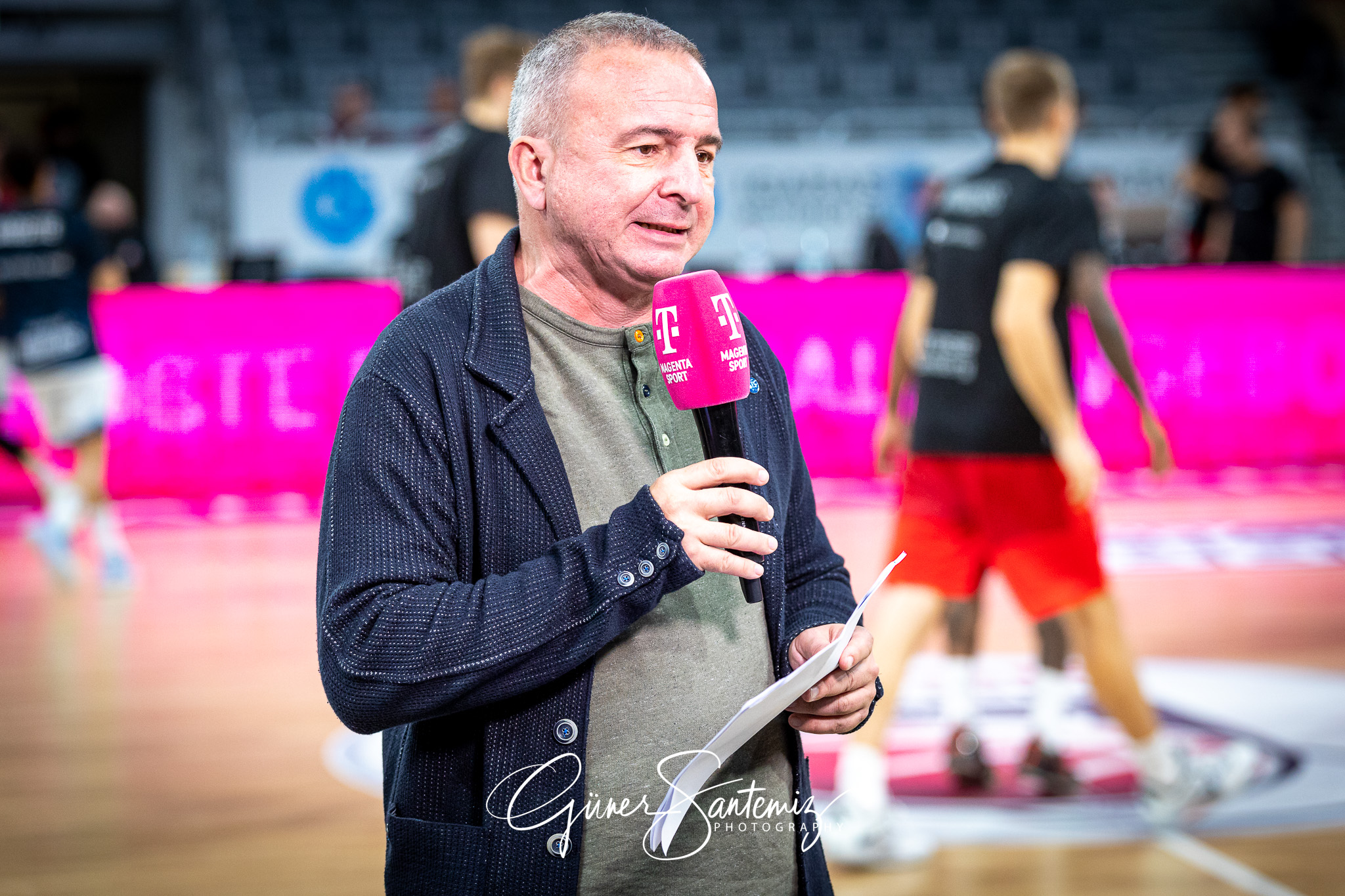 Brose Bamberg vs. Hakro Merlins Crailsheim - Basketball - easyCr