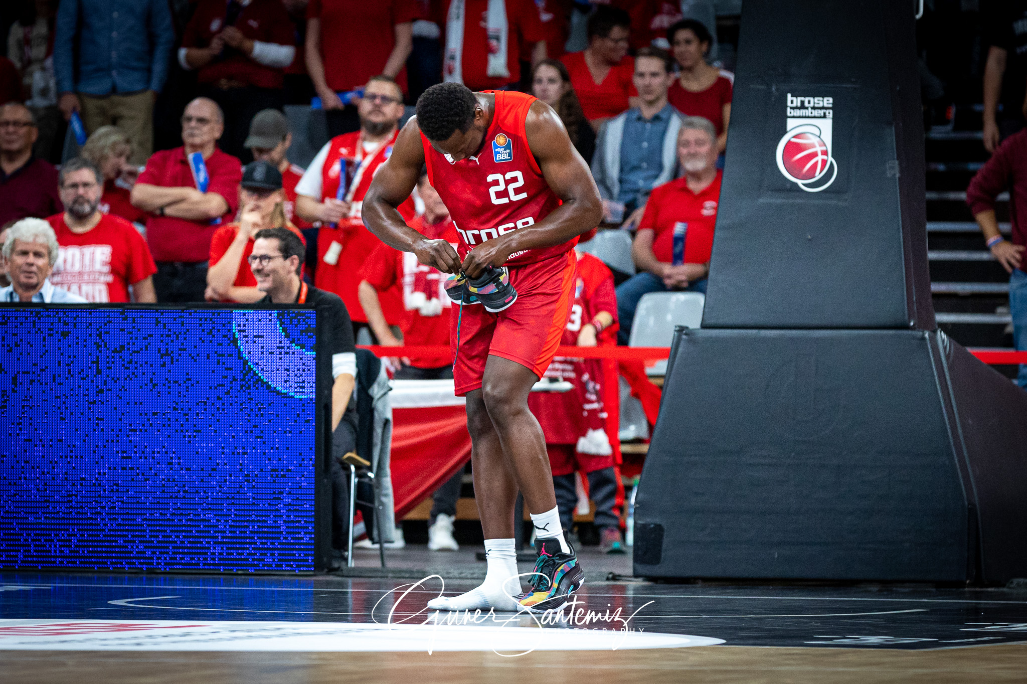 Brose Bamberg vs. Hakro Merlins Crailsheim - Basketball - easyCr