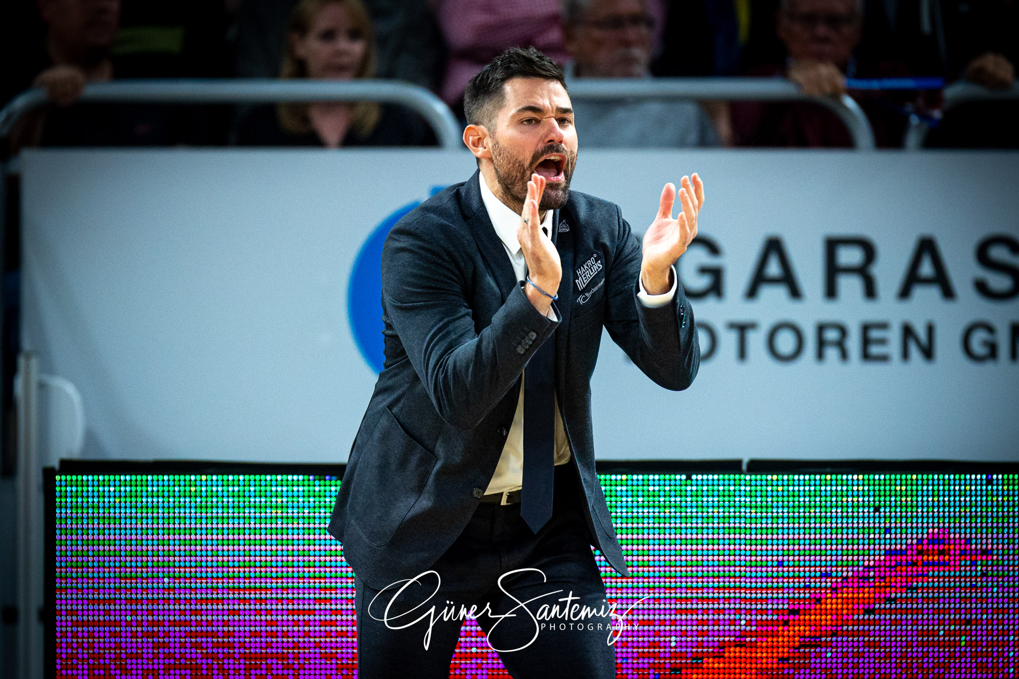 Brose Bamberg vs. Hakro Merlins Crailsheim - Basketball - easyCr