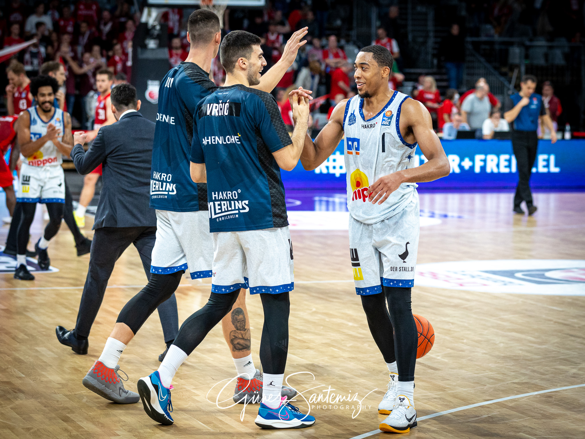 Brose Bamberg vs. Hakro Merlins Crailsheim - Basketball - easyCr