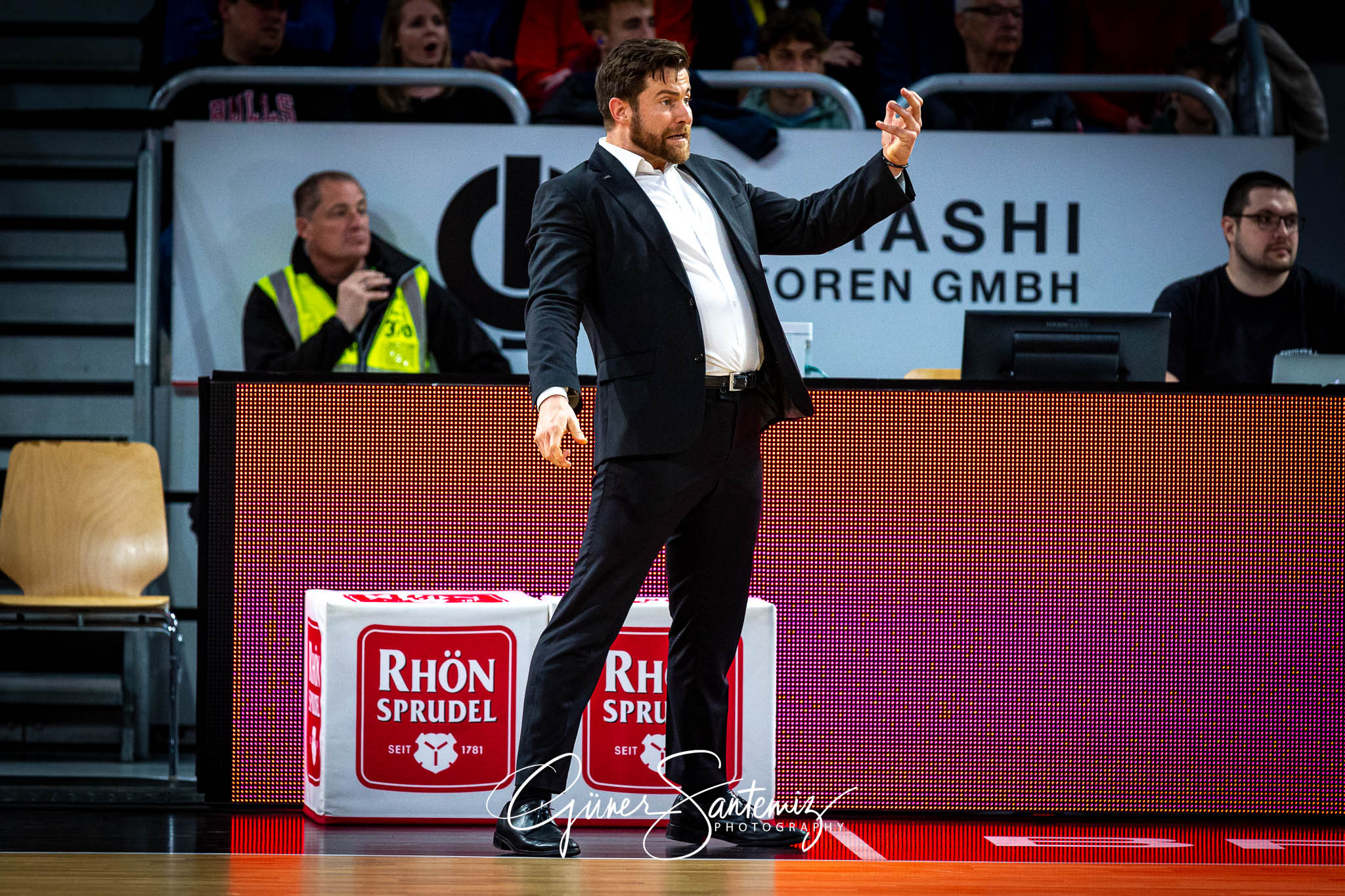 Brose Bamberg vs. MHP Riesen Ludwigsburg - Basketball - easyCred