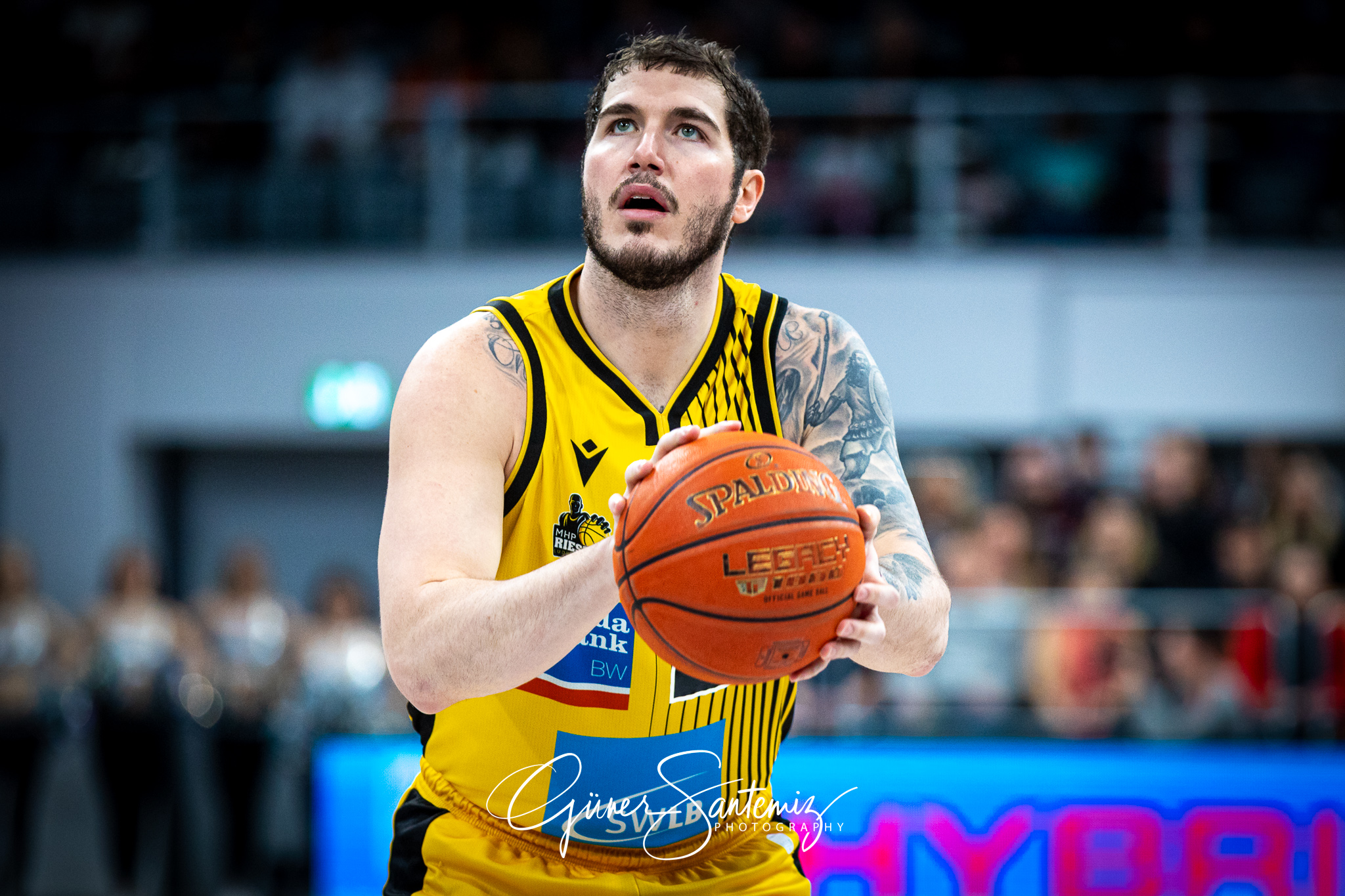Brose Bamberg vs. MHP Riesen Ludwigsburg - Basketball - easyCred