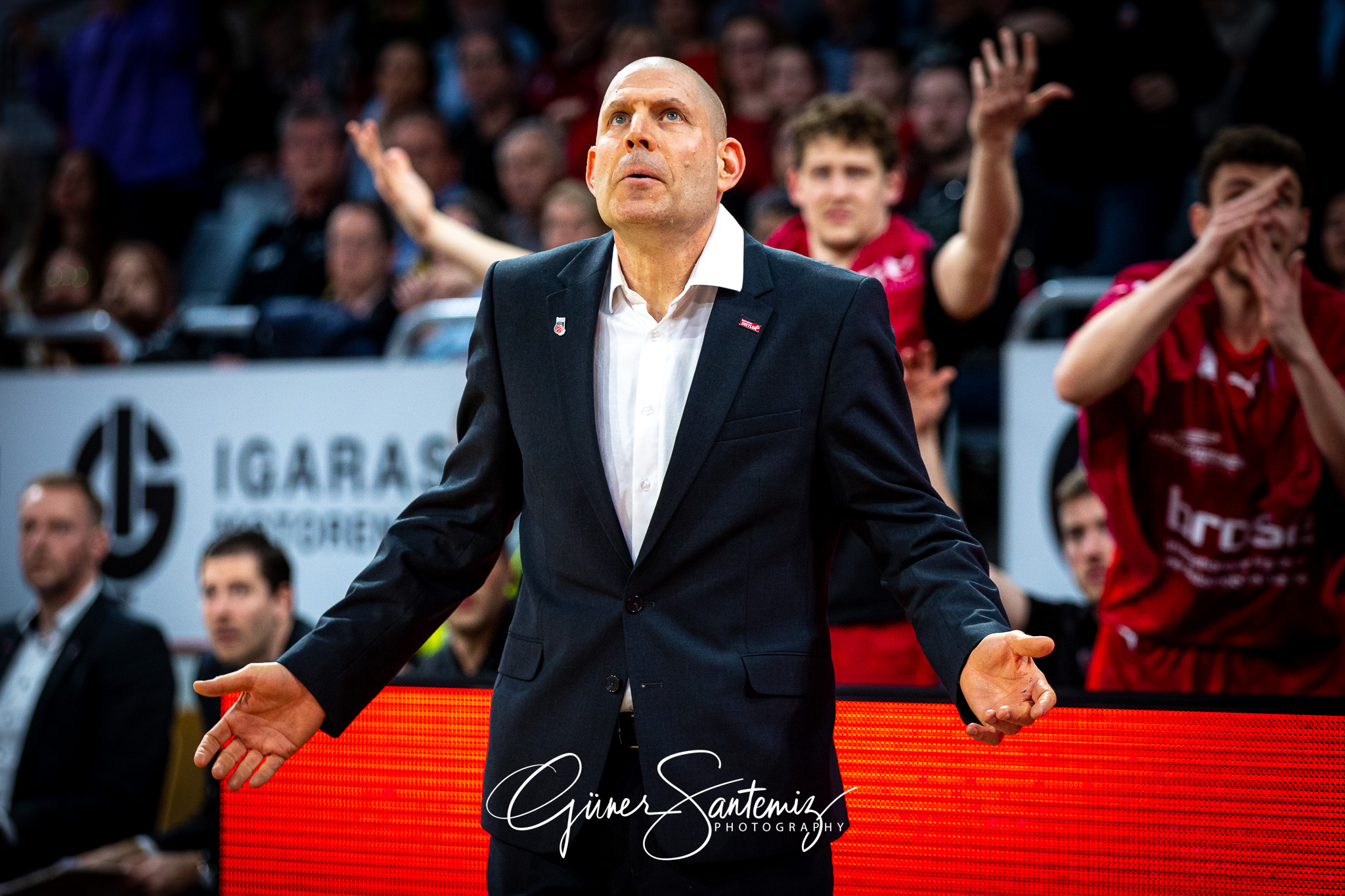 Brose Bamberg vs. MHP Riesen Ludwigsburg - Basketball - easyCred
