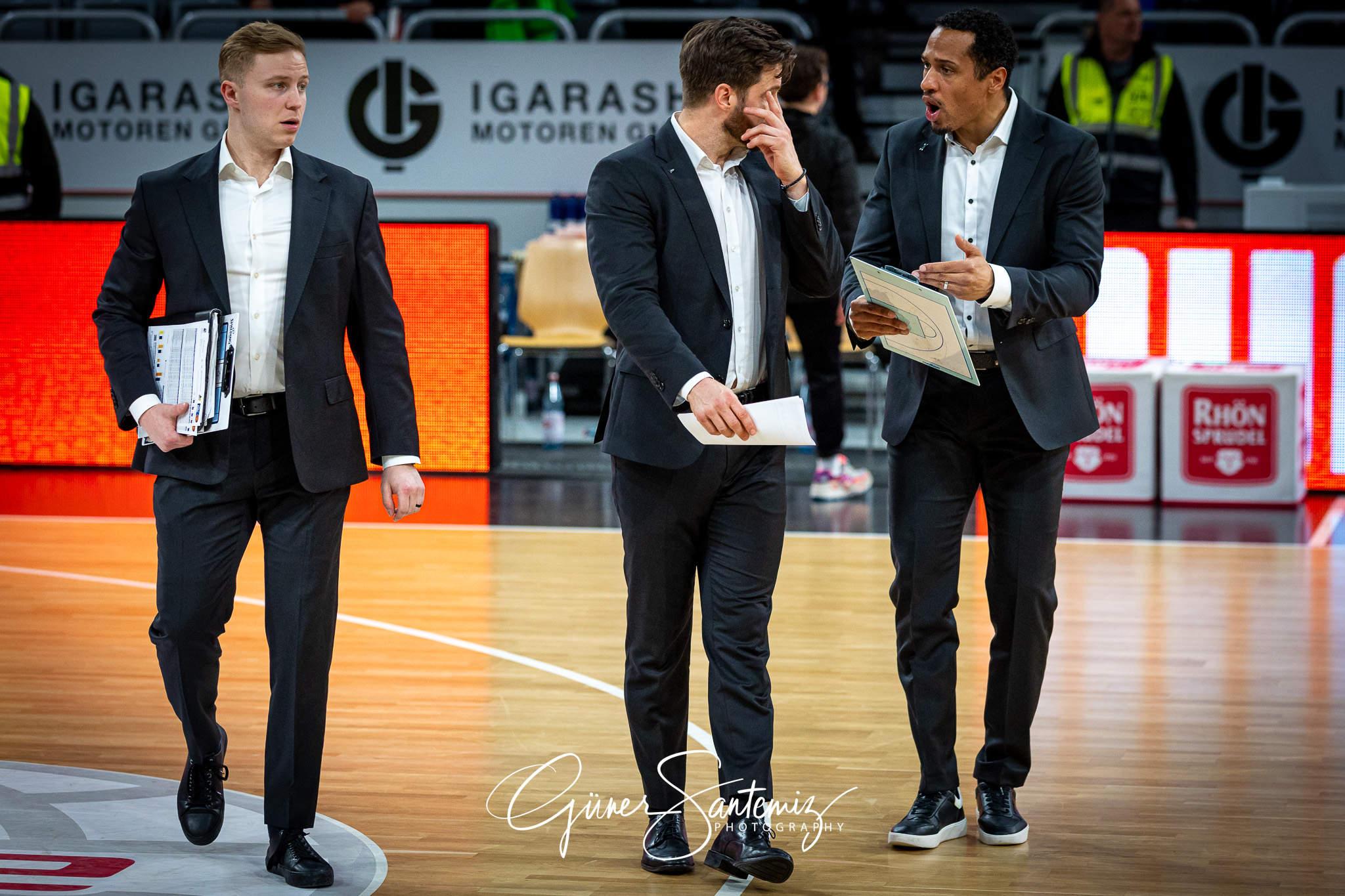 Brose Bamberg vs. MHP Riesen Ludwigsburg - Basketball - easyCred
