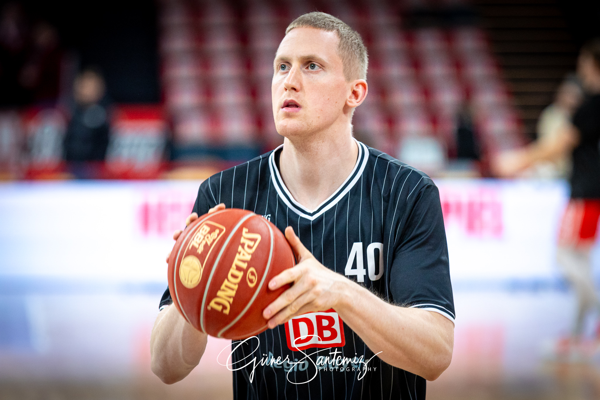 Bamberg Baskets vs. Wuerzburg Baskets - Basketball - easyCredit