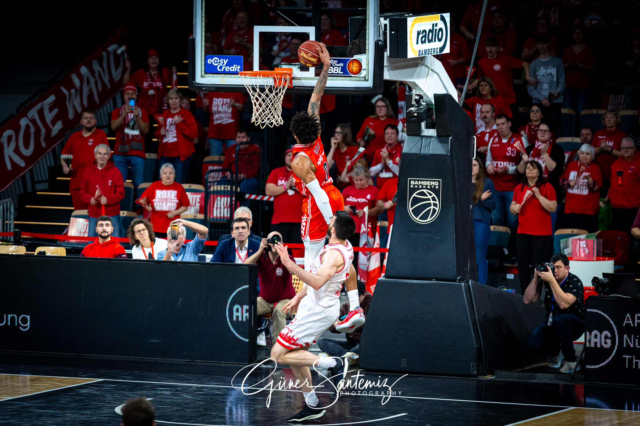 Bamberg Baskets vs. Wuerzburg Baskets - Basketball - easyCredit