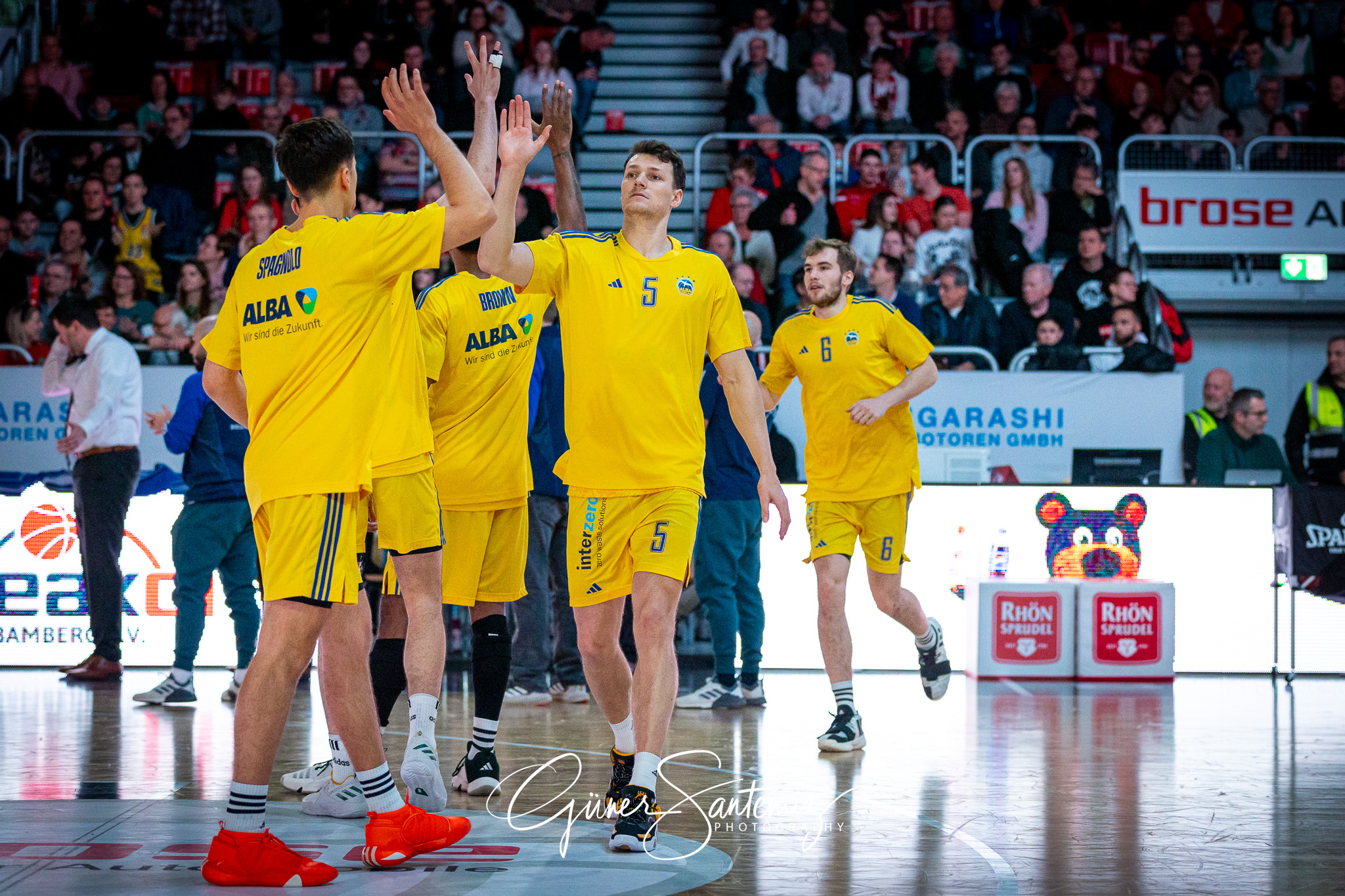 Bamberg Baskets vs. ALBA Berlin - Basketball - easyCredit BBL -