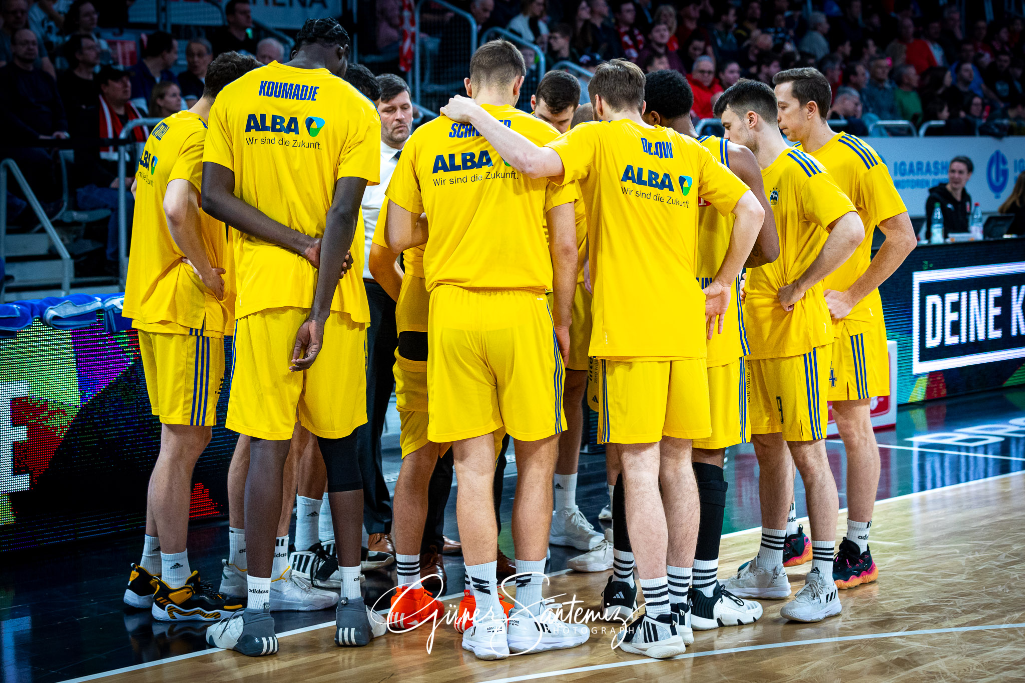 Bamberg Baskets vs. ALBA Berlin - Basketball - easyCredit BBL -