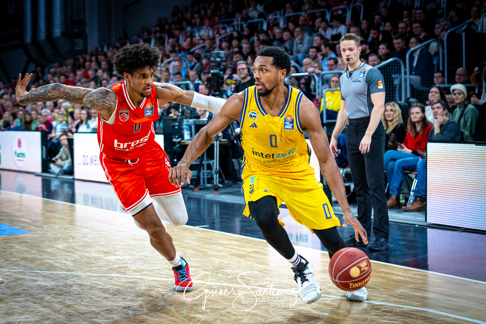 Bamberg Baskets vs. ALBA Berlin - Basketball - easyCredit BBL -