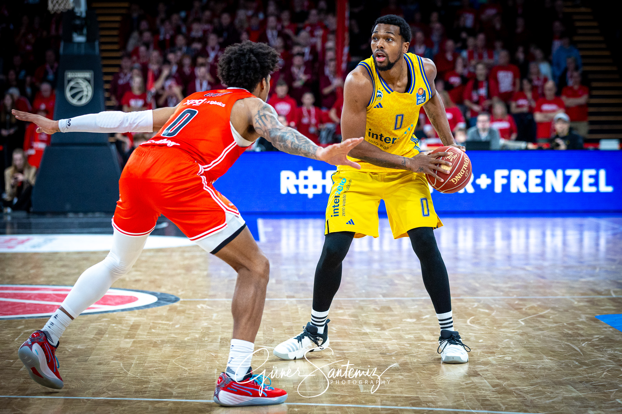 Bamberg Baskets vs. ALBA Berlin - Basketball - easyCredit BBL -