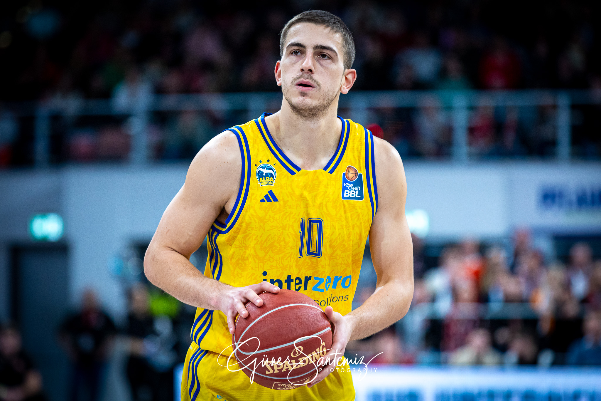 Bamberg Baskets vs. ALBA Berlin - Basketball - easyCredit BBL -