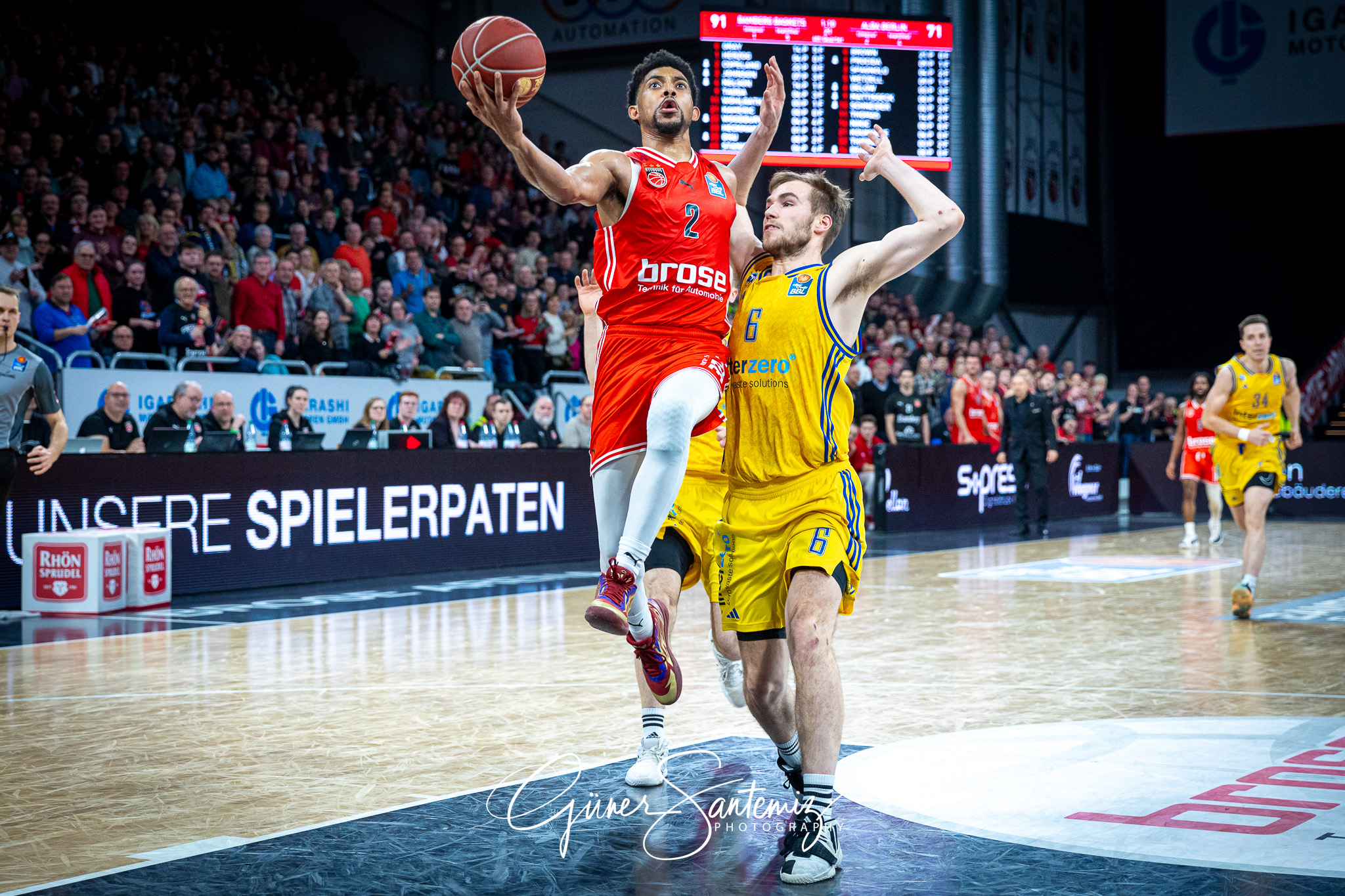 Bamberg Baskets vs. ALBA Berlin - Basketball - easyCredit BBL -