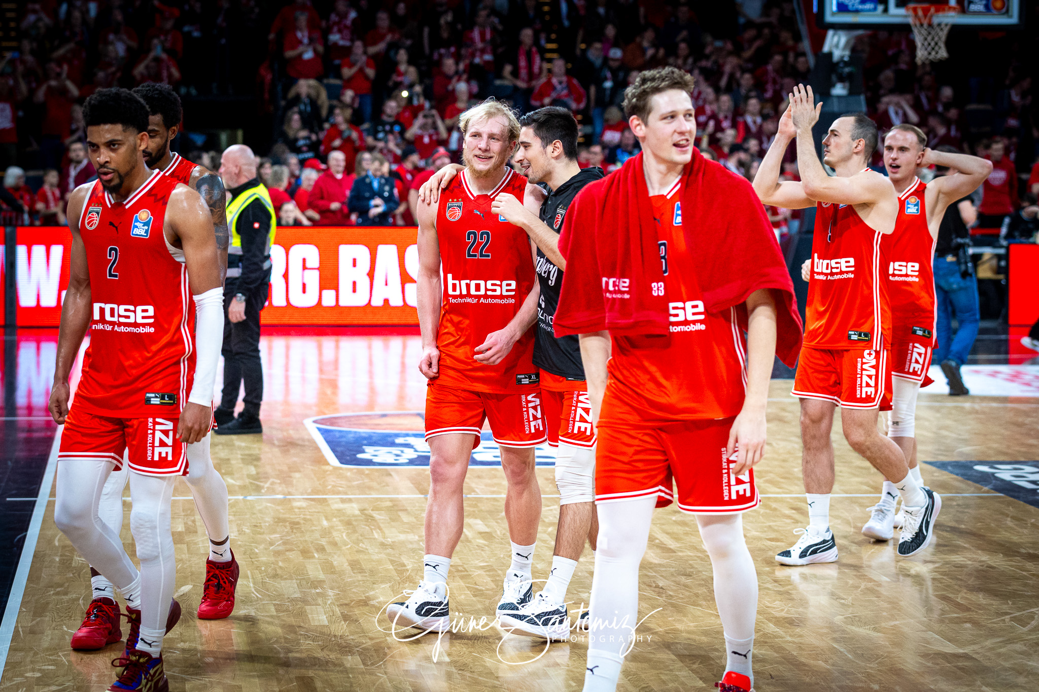 Bamberg Baskets vs. ALBA Berlin - Basketball - easyCredit BBL -