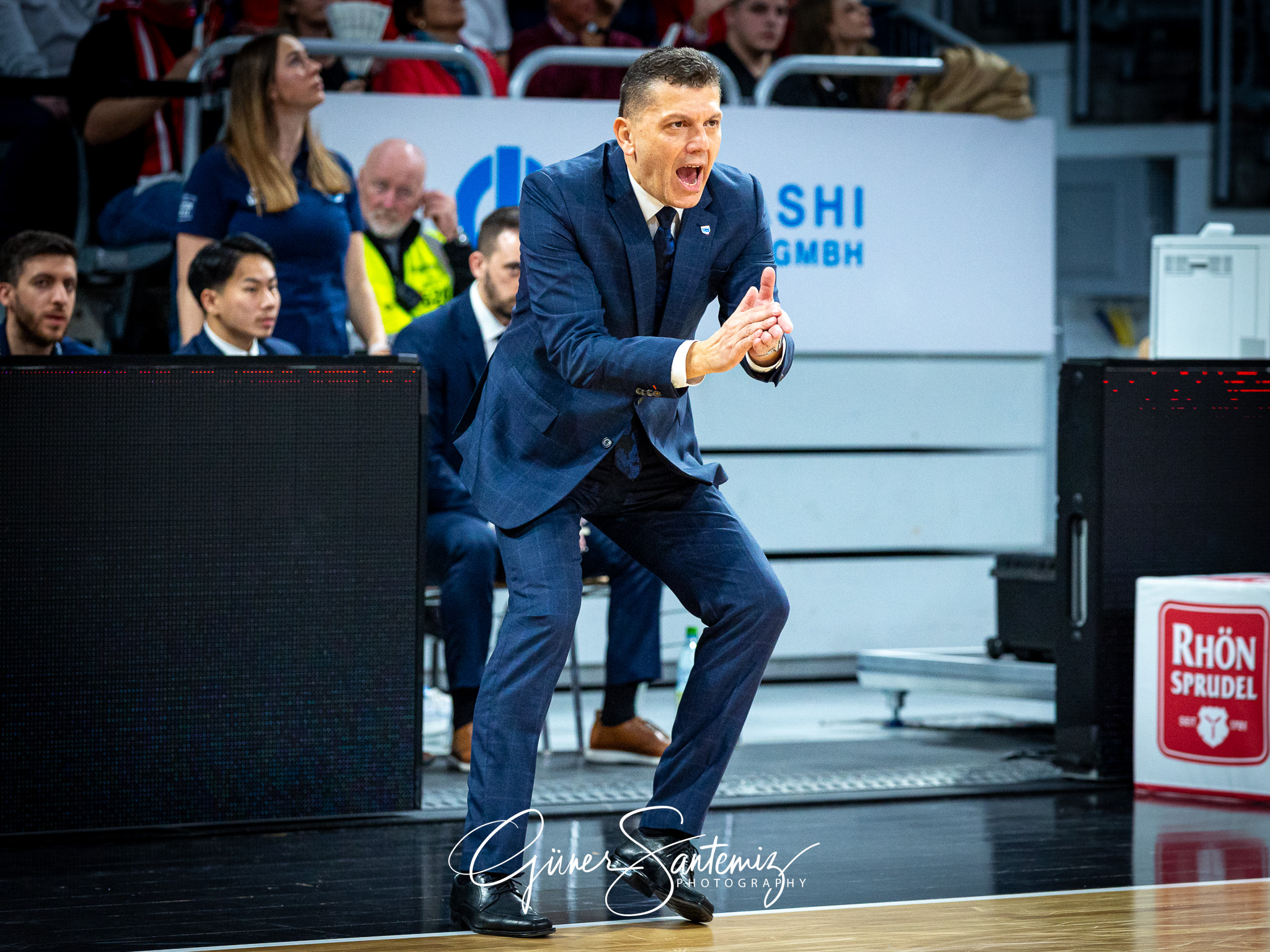 Bamberg Baskets vs. Syntainics MBC - Basketball - easyCredit BBL