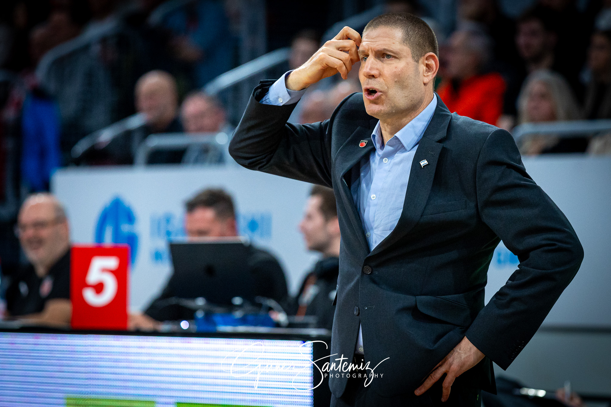 Bamberg Baskets vs. Syntainics MBC - Basketball - easyCredit BBL